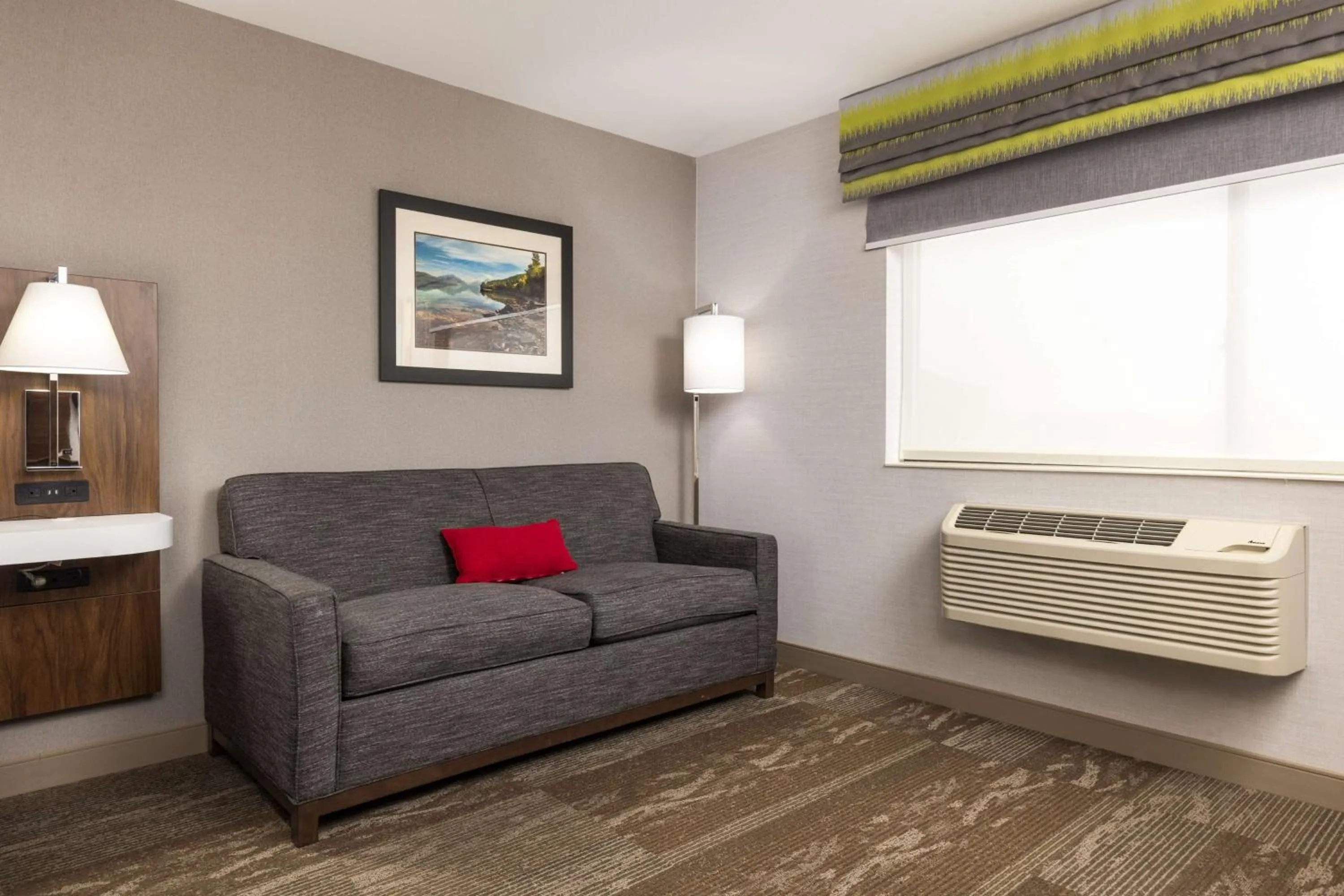 King Room with King Bed - Non-Smoking in Hampton Inn Kalispell