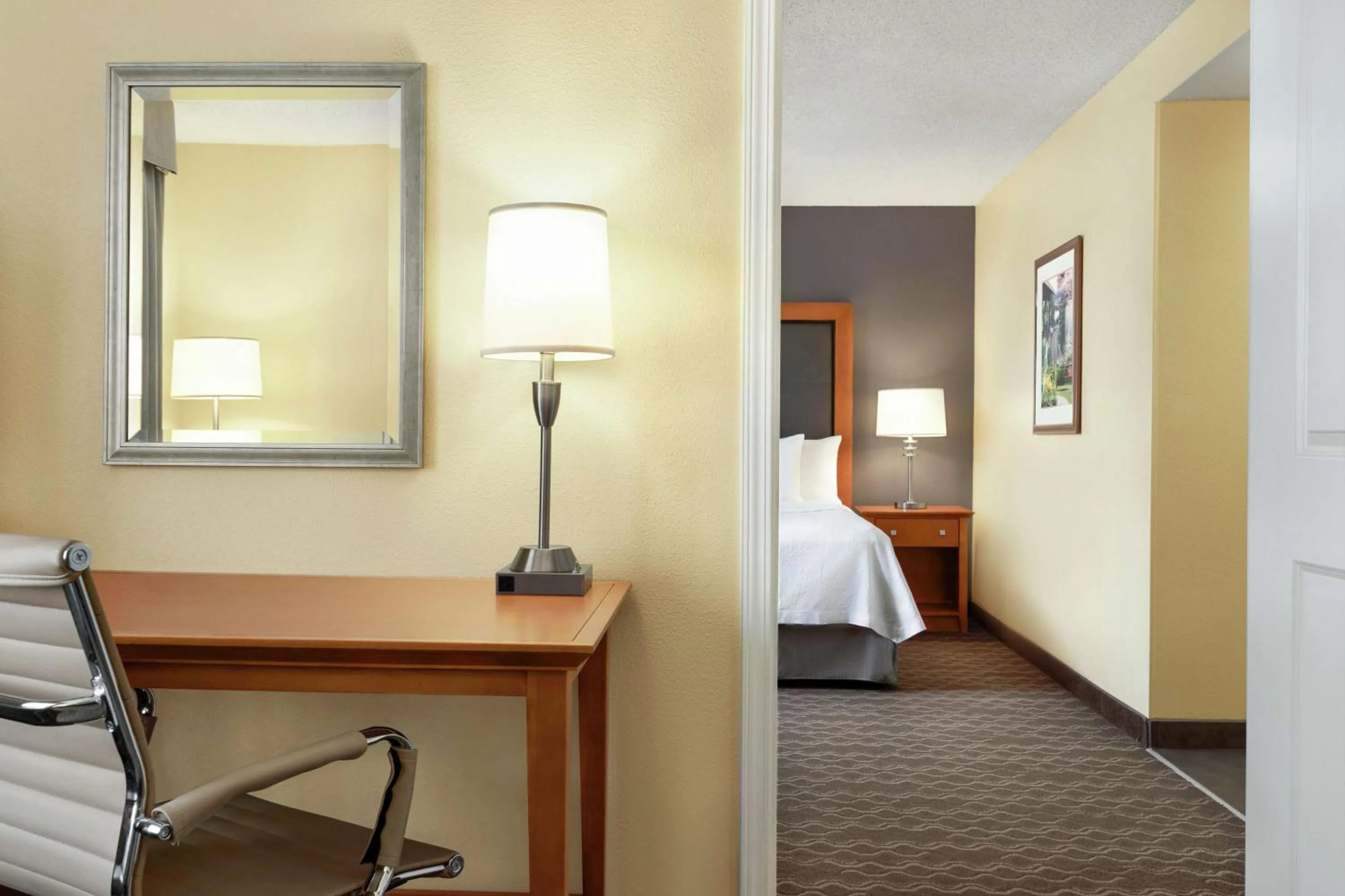 One-Bedroom King Suite - Non-Smoking in Homewood Suites by Hilton Allentown-Bethlehem Airport