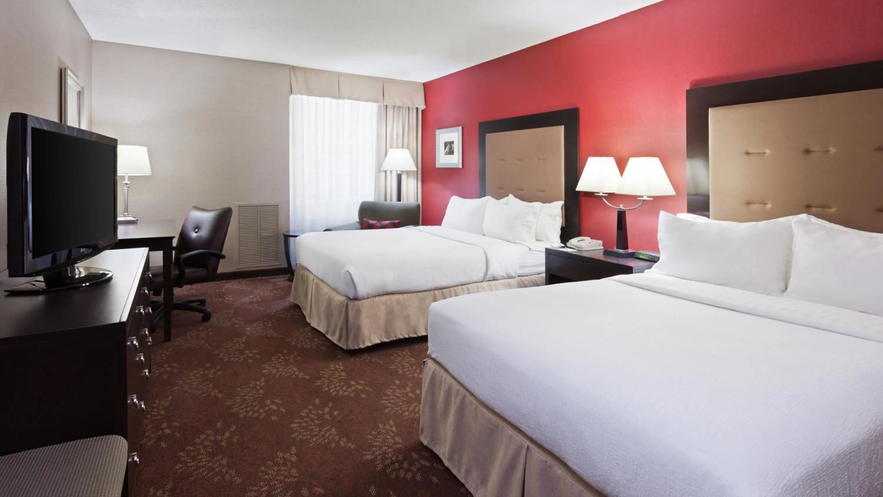 Double Room with Two Double Beds - Disability Access in Holiday Inn Cincinnati Airport by IHG