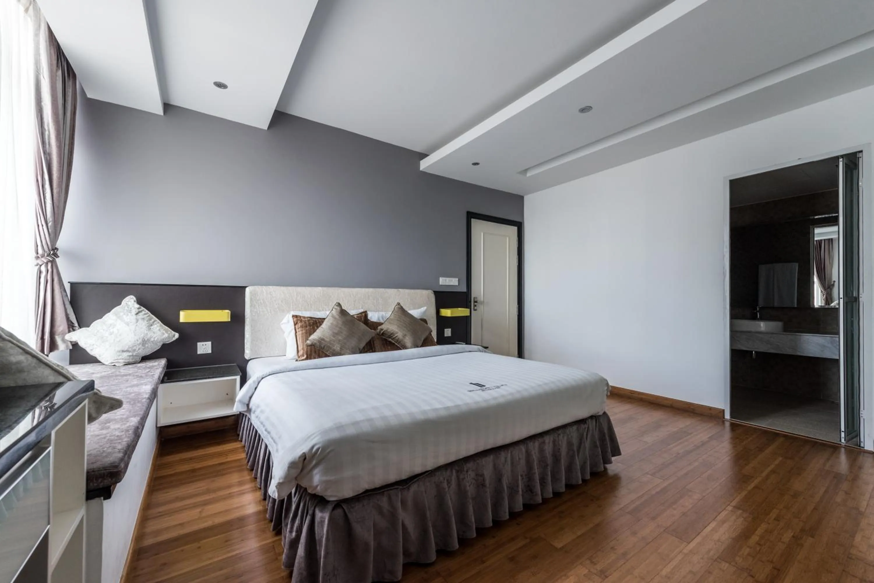 Two Bedroom Suites in Naki Suites @ Silvertown