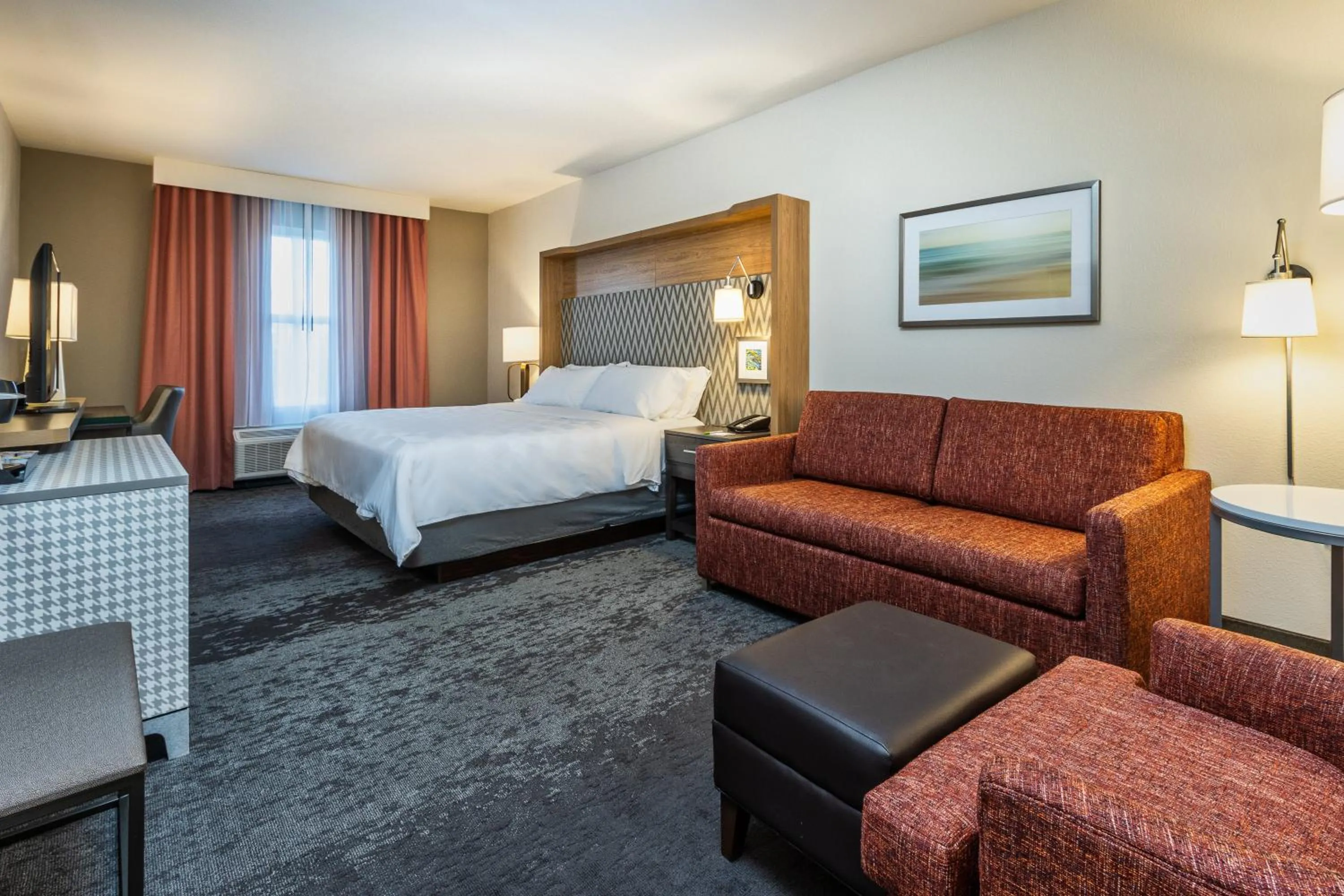 Premium Room in Holiday Inn Hotel & Suites Memphis-Wolfchase Galleria by IHG