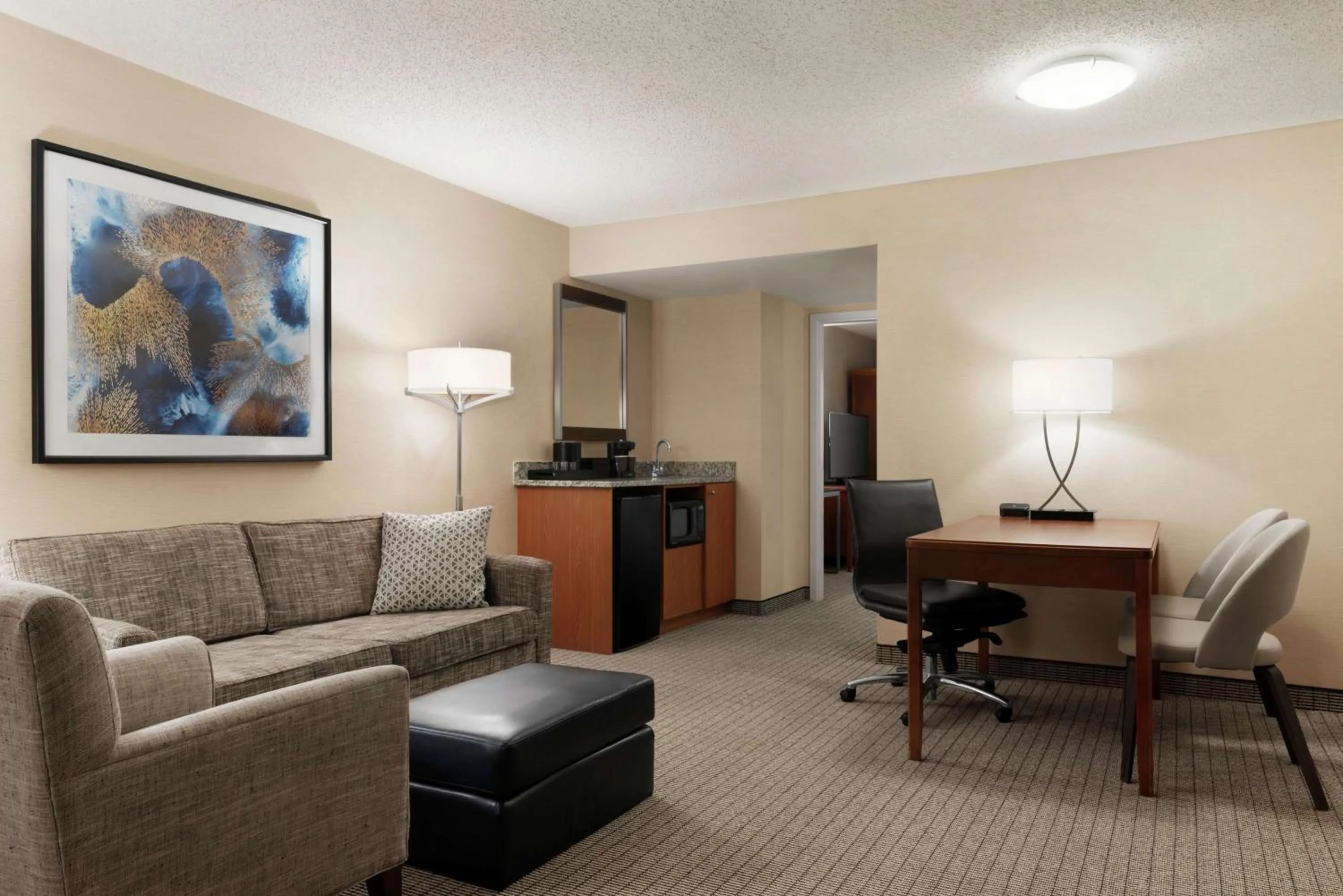 King Suite in Embassy Suites Cincinnati - RiverCenter