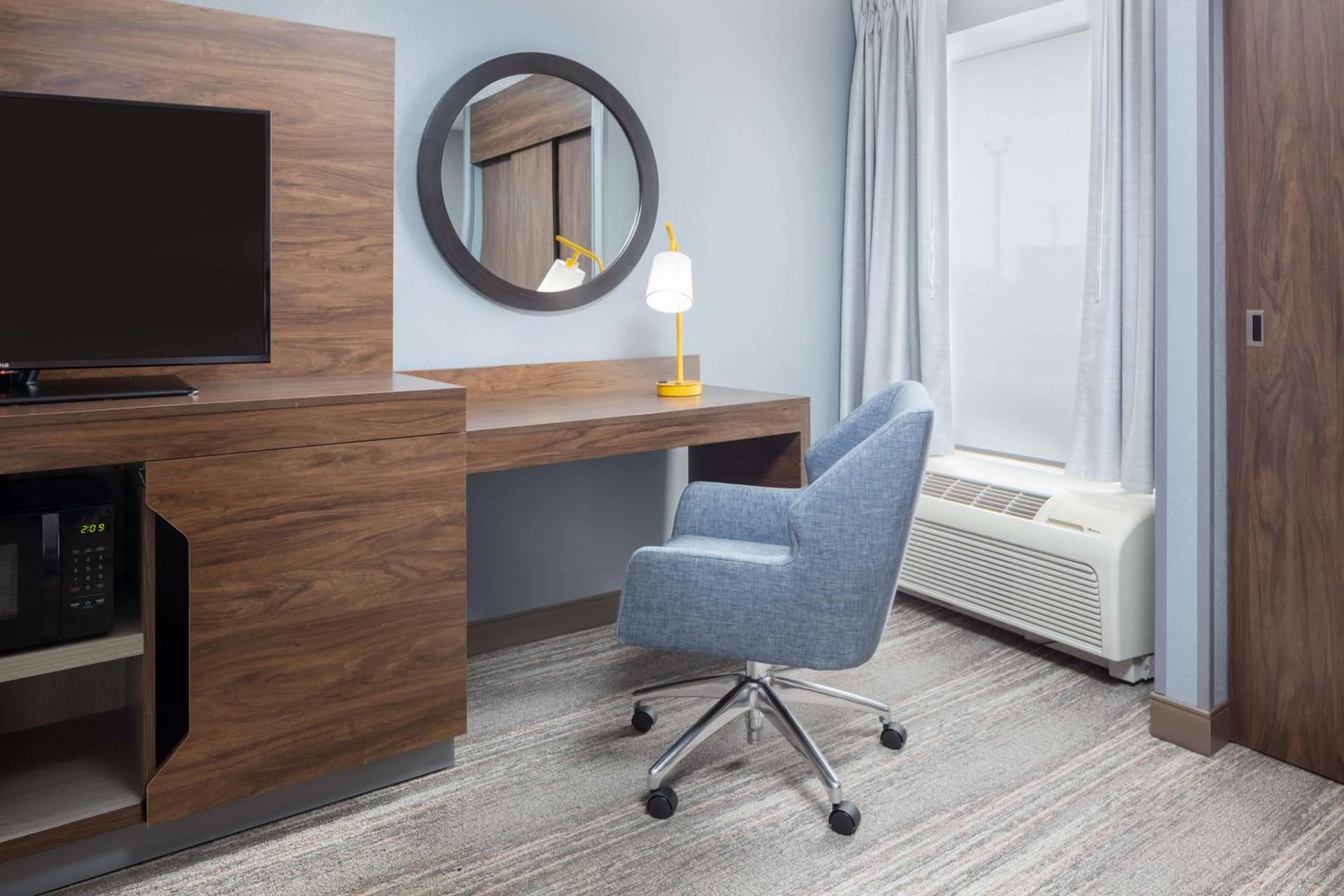 Queen Room with Two Queen Beds - Non-Smoking in Hampton Inn Joliet-Plainfield I-55