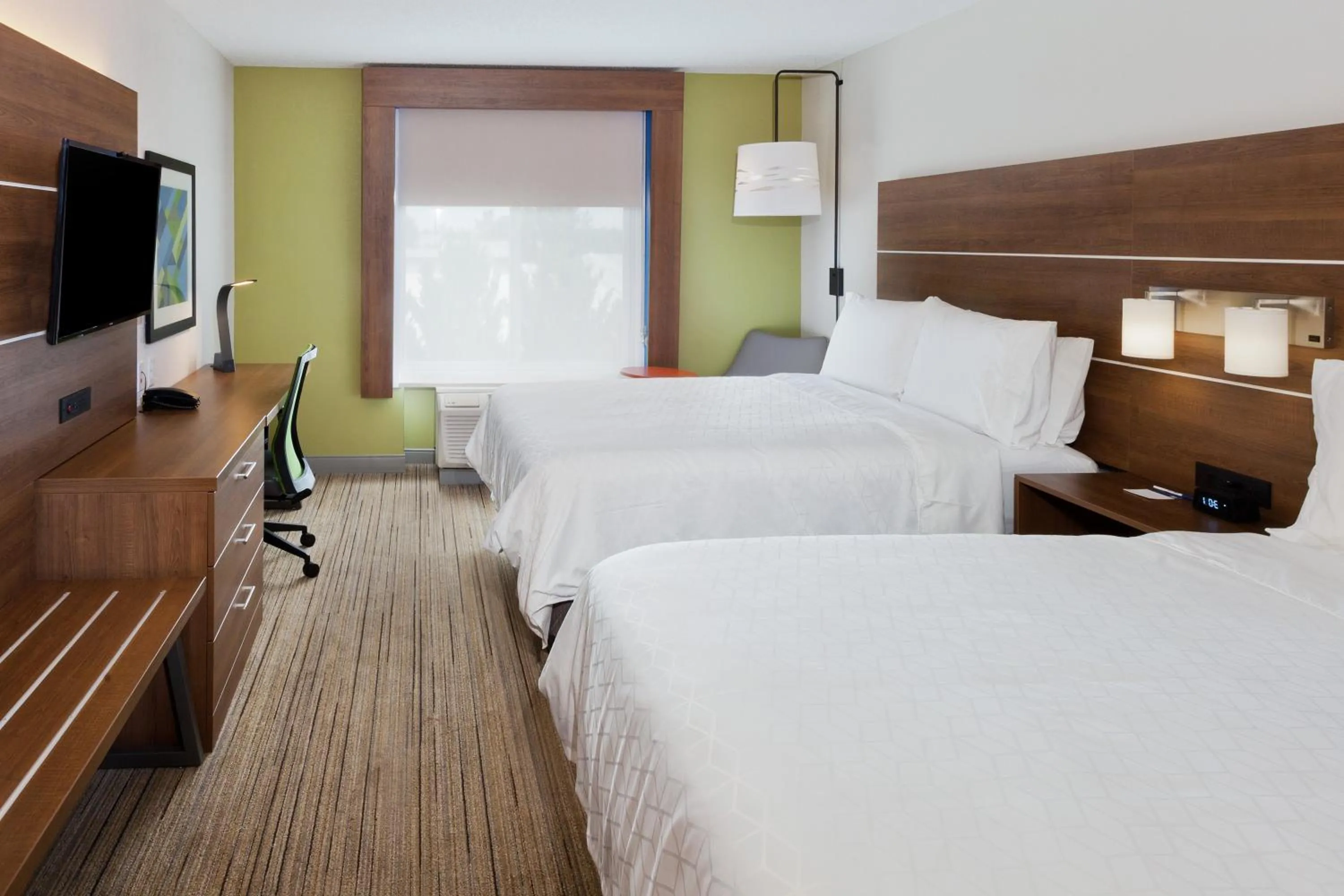 Standard Queen Room with Two Queen Beds and Mobility Accessible Tub in Holiday Inn Express Hotel & Suites Dothan North by IHG