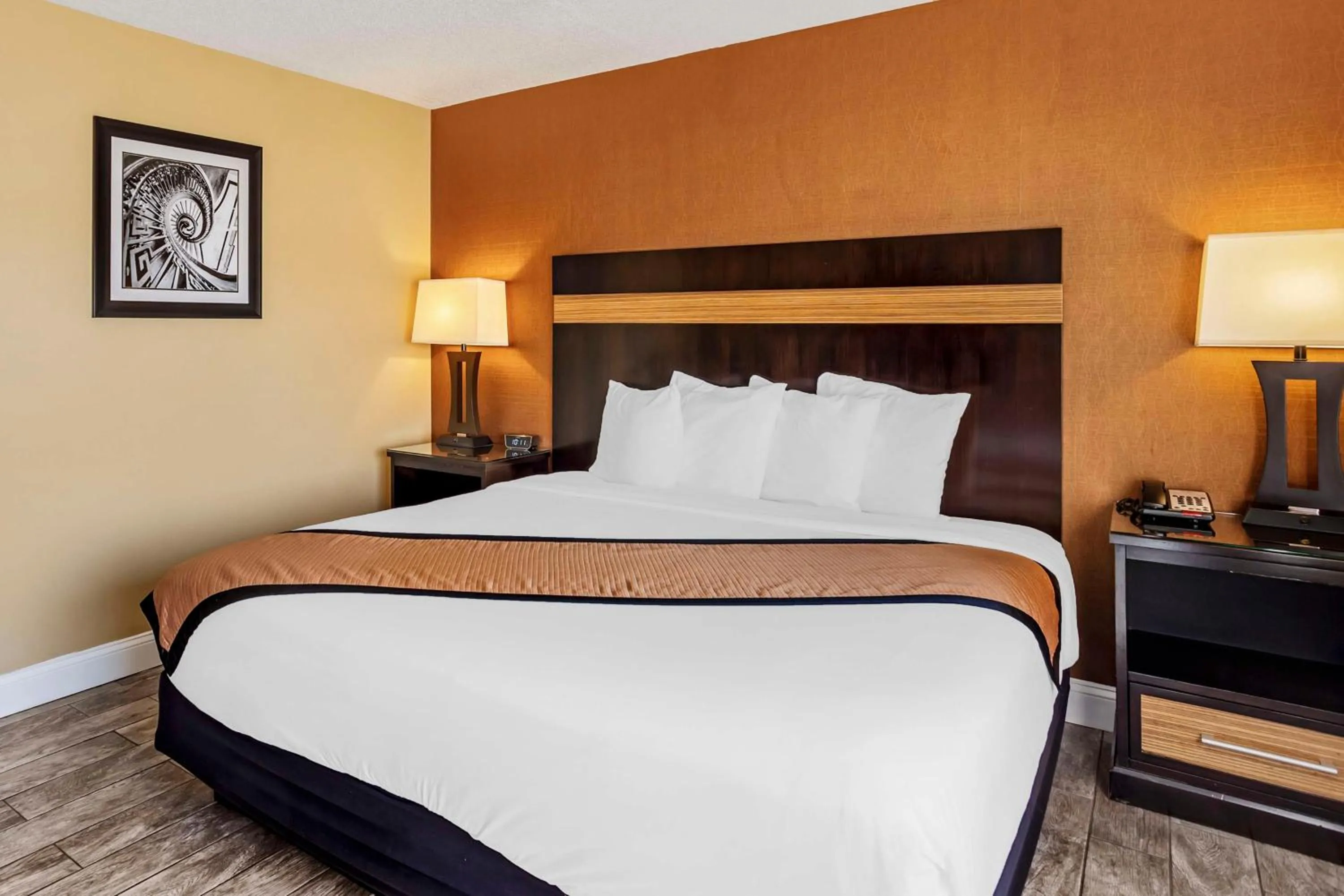King Room - Non-Smoking in Best Western Plus Newark Airport West