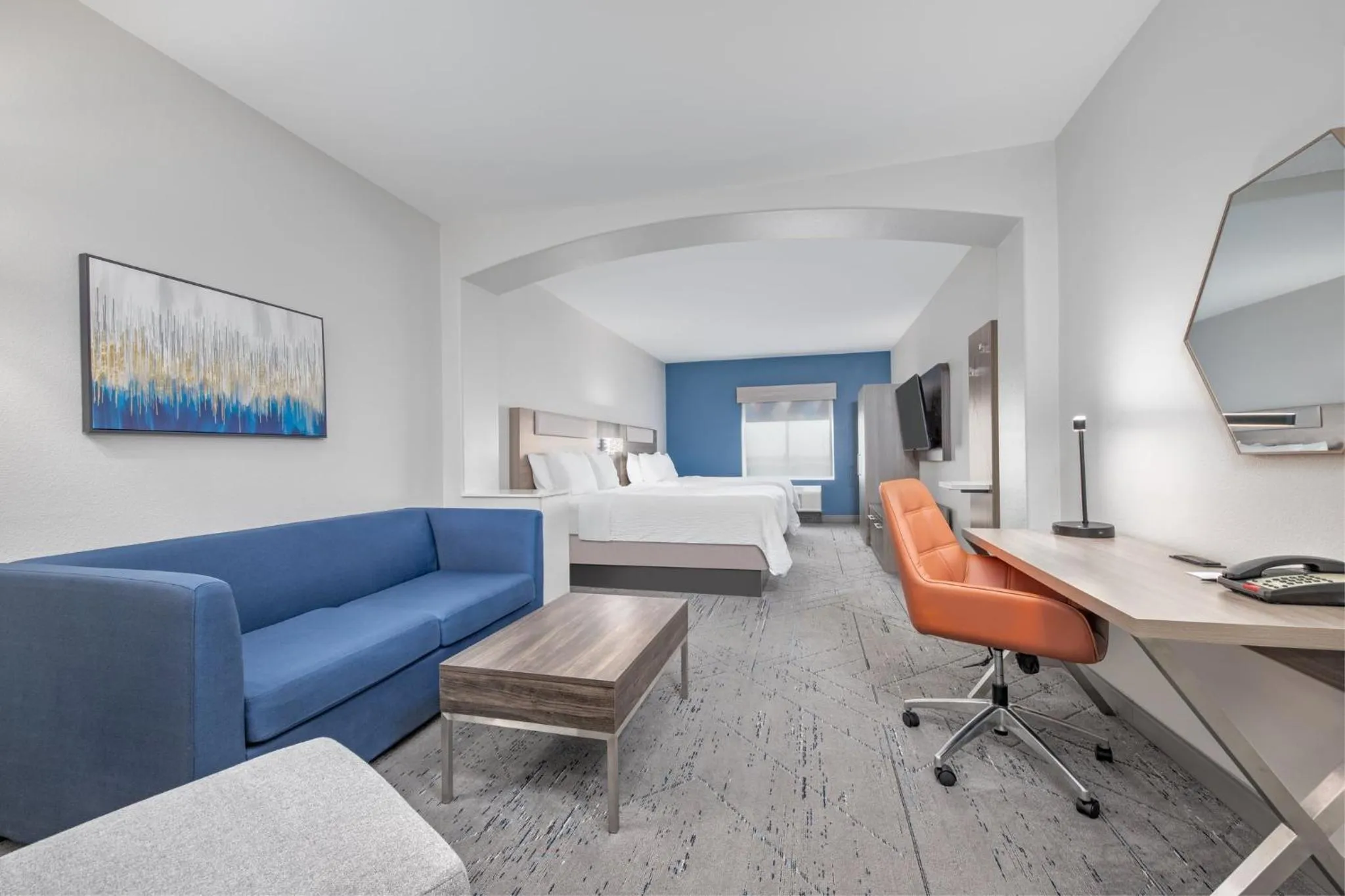 Queen Suite with Two Queen Beds in Holiday Inn Express Hotel & Suites Dallas West by IHG