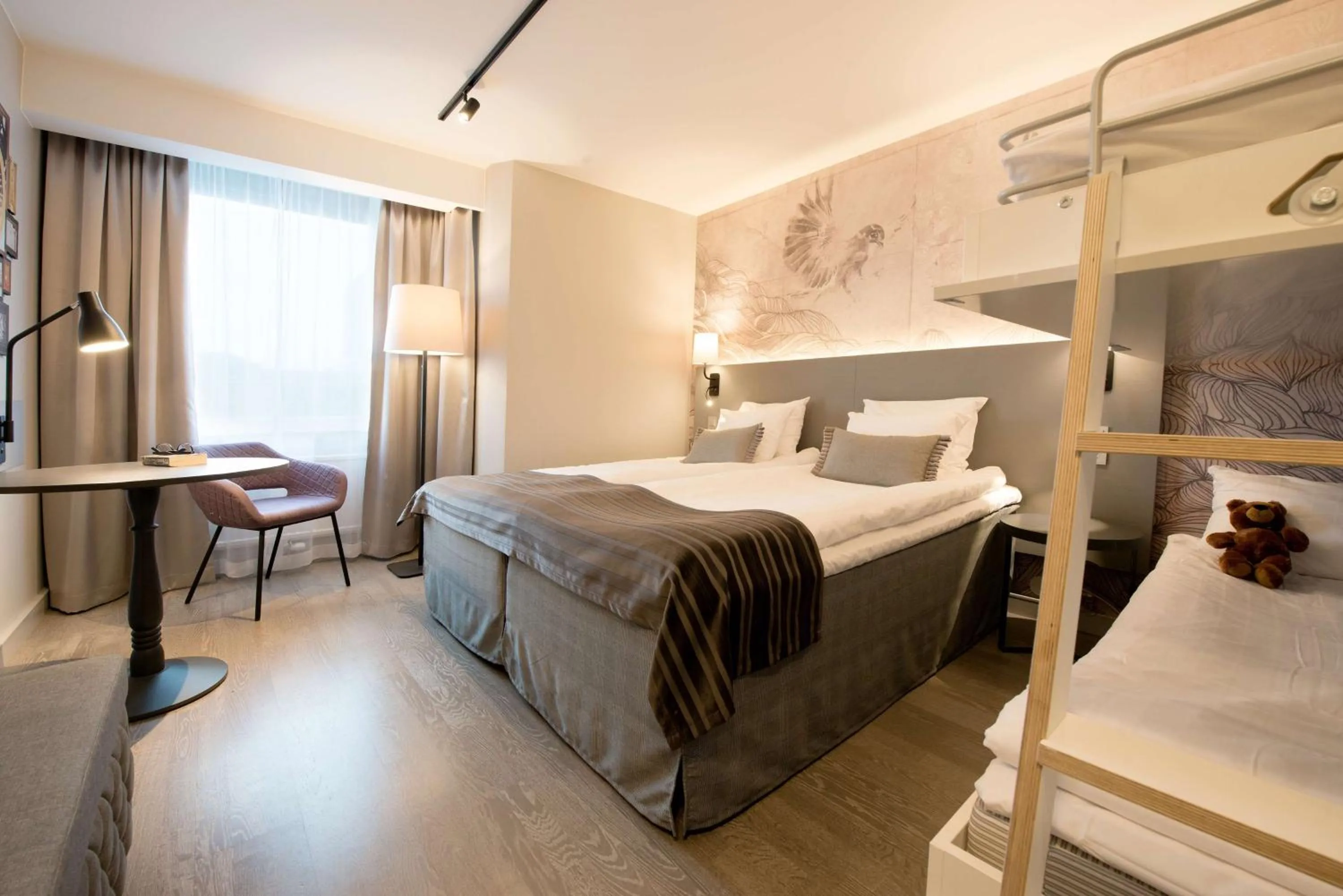 Standard Quadruple Room in Scandic Crown