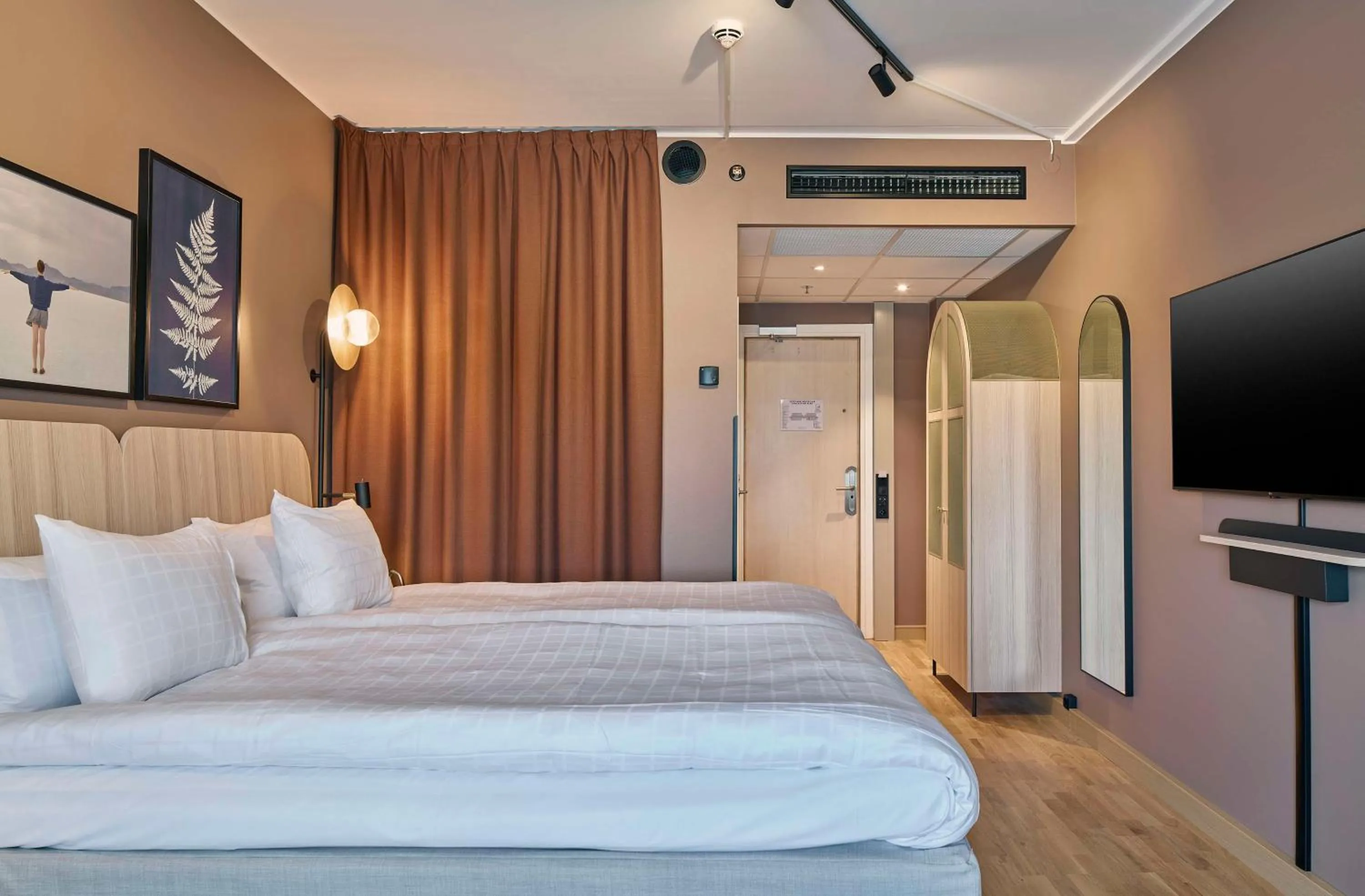 Standard King Room in Scandic Södra Kajen