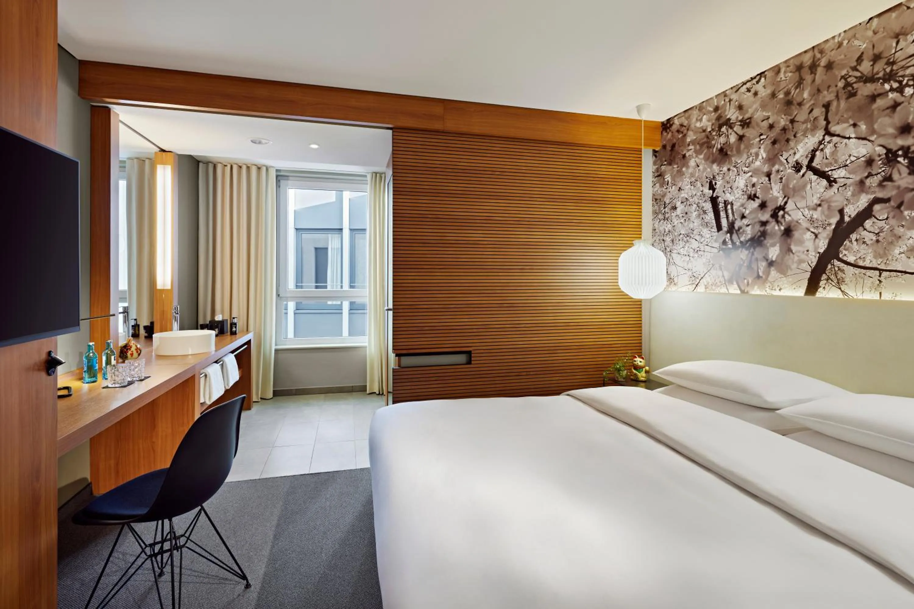 King Room with Courtyard View in Me and All Hotel Dusseldorf, by Hyatt