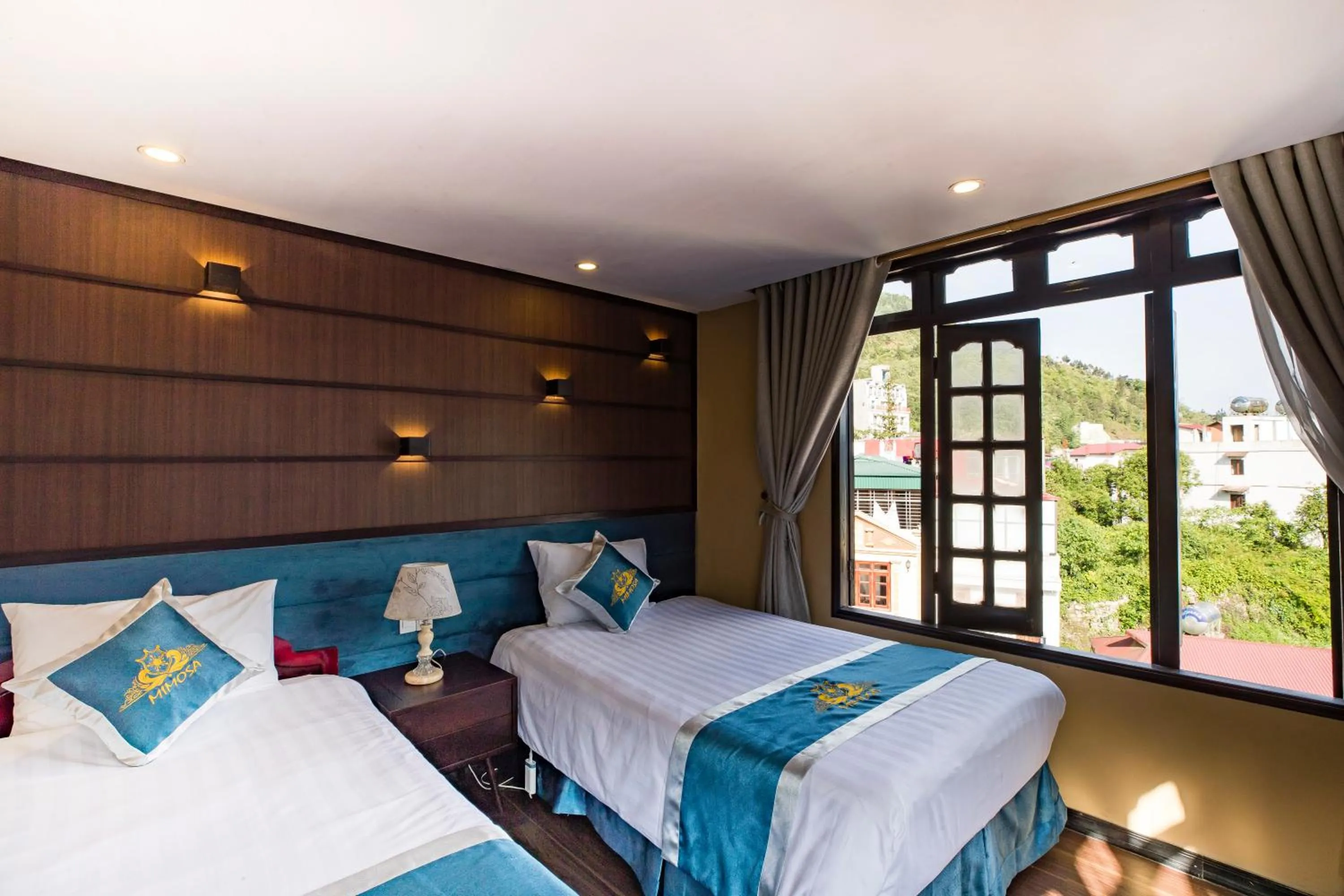 Twin Room with Mountain View in Mimosa Hotel Sapa