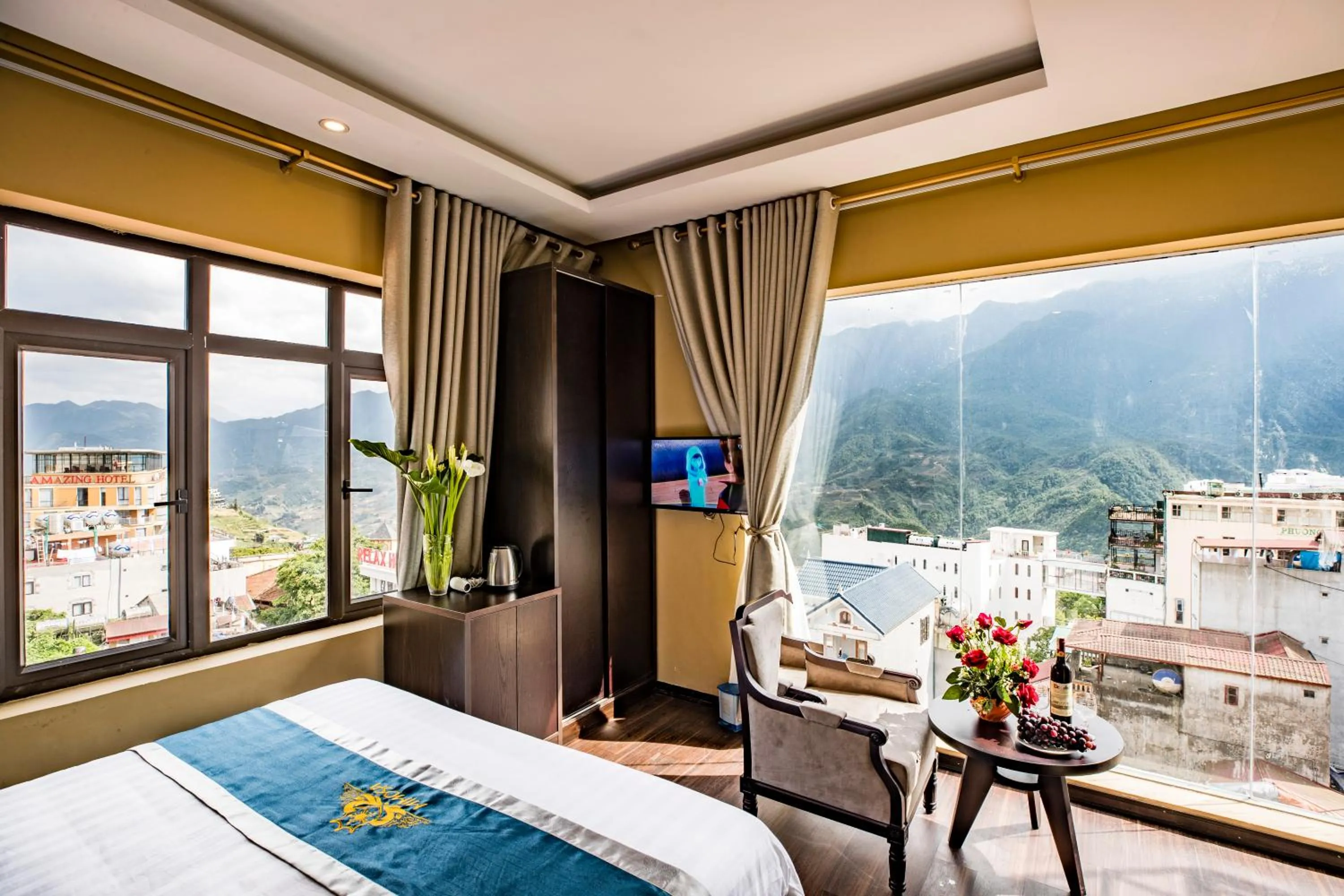 Double Room with Mountain View in Mimosa Hotel Sapa