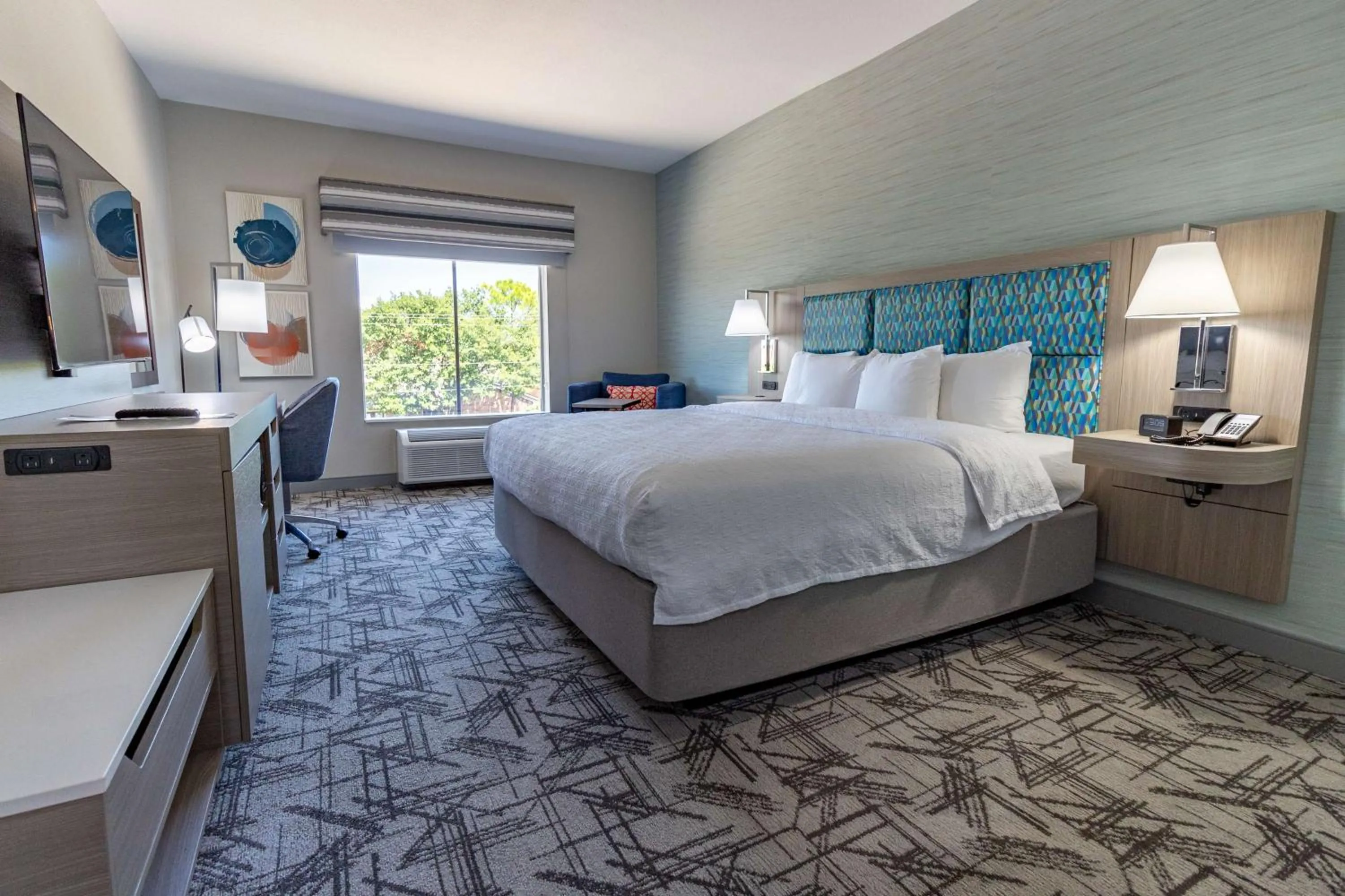 Premium King Room - Non-Smoking in Hampton Inn & Suites Denton