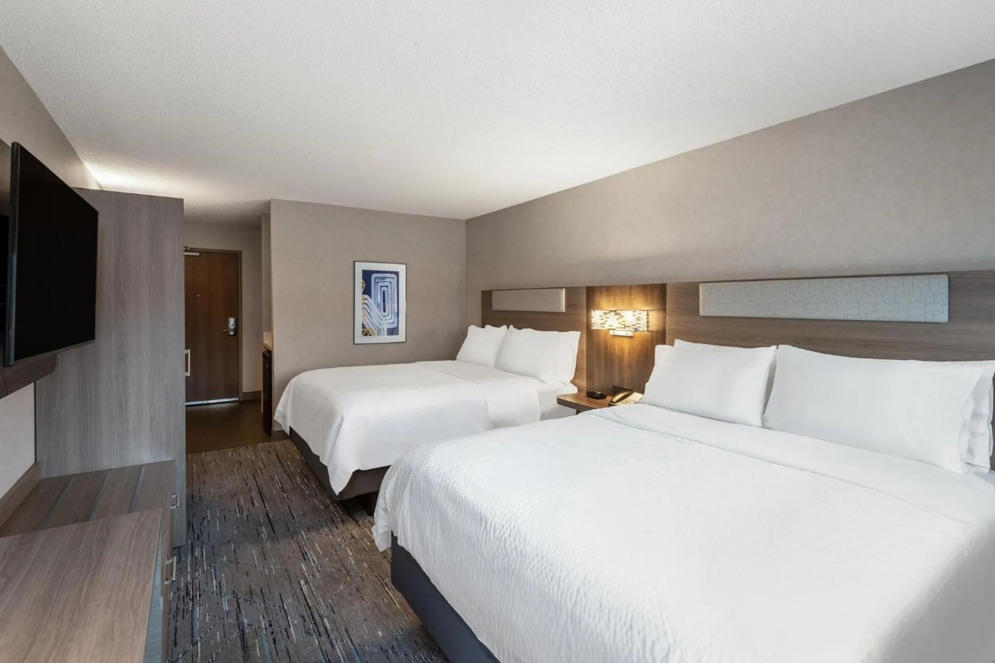 Standard Room with Two Queen Beds in Holiday Inn Express & Suites Wadsworth by IHG