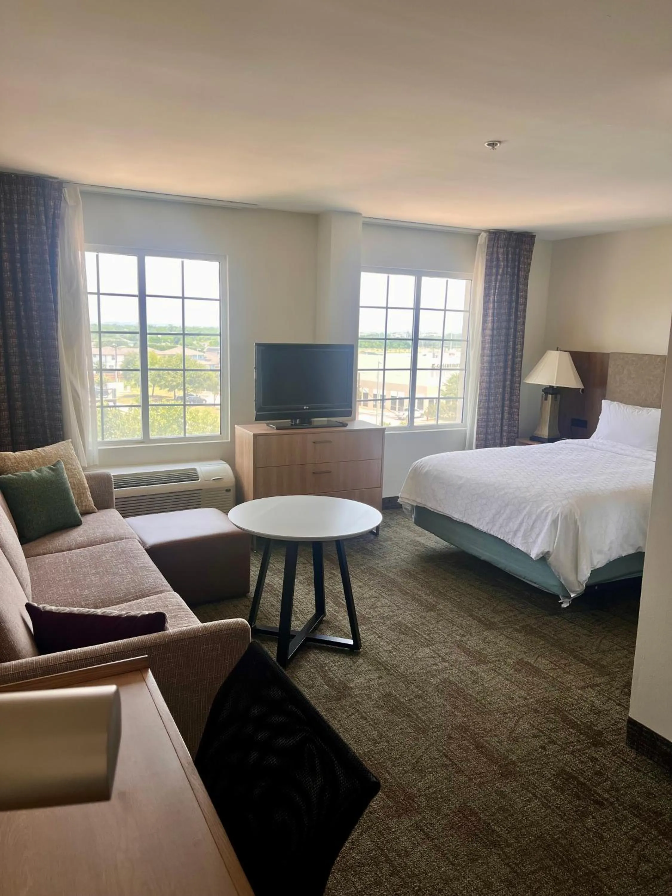Standard Room in Staybridge Suites Austin Airport by IHG
