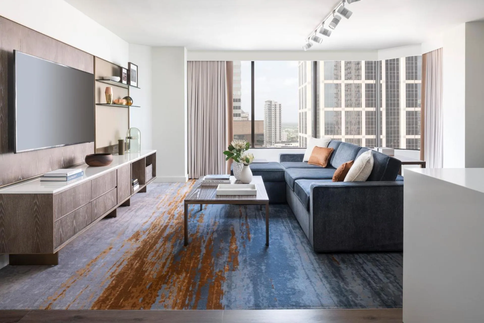 Two-Bedroom Executive Residential Suite in Four Seasons Hotel Houston