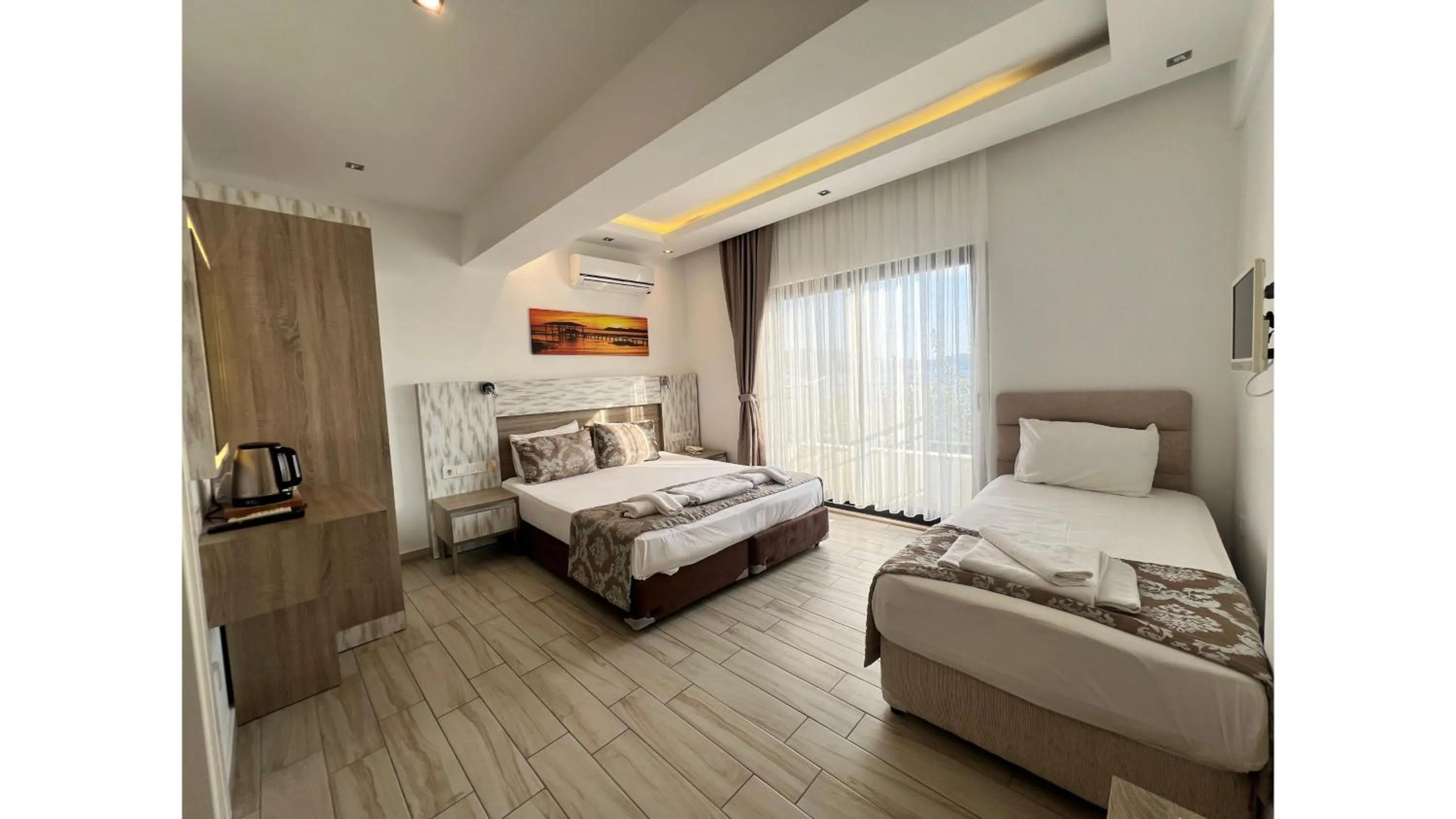 Deluxe Triple Room with Sea View in Sardunya Andifli Otel