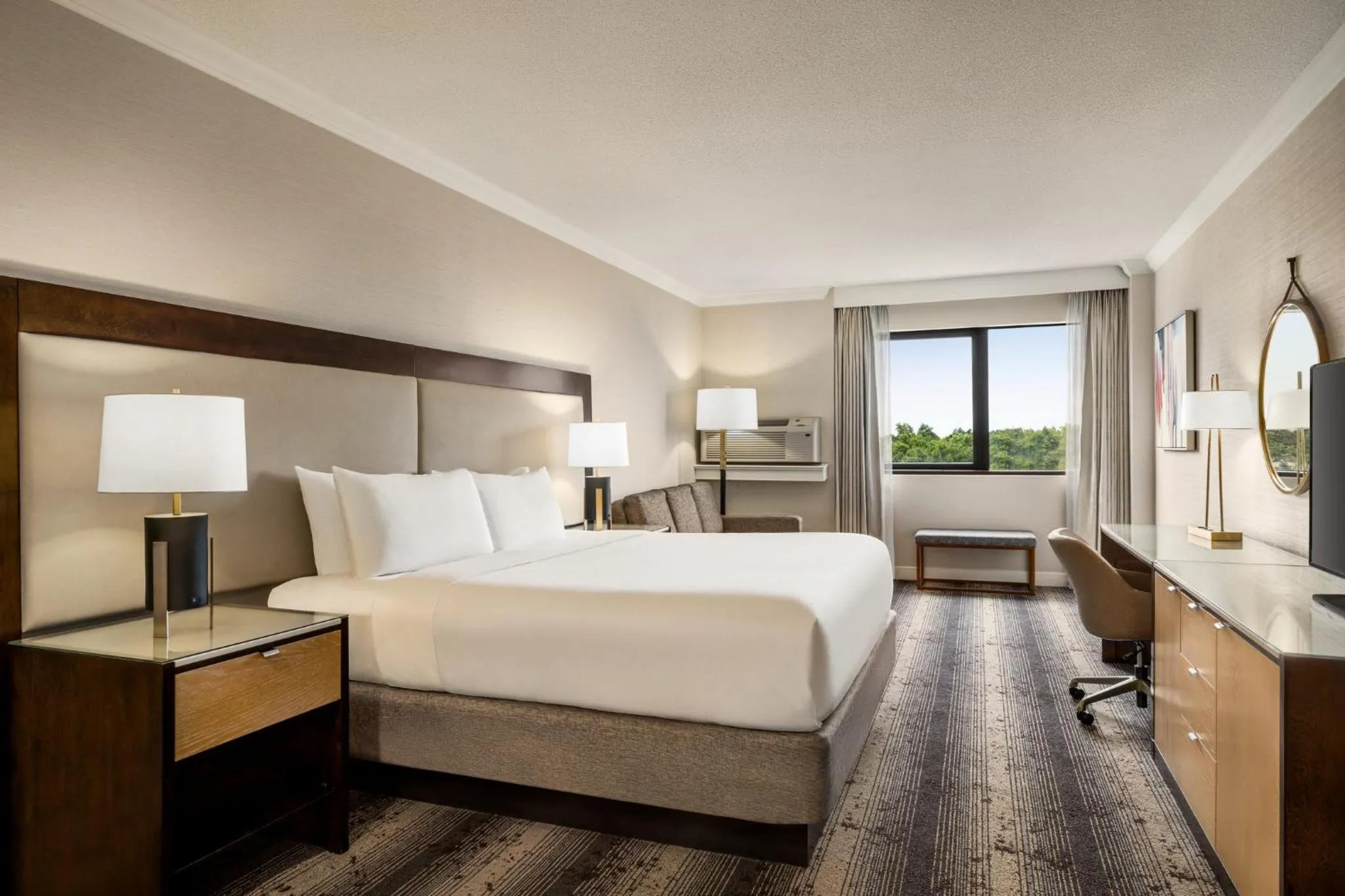 Standard King Room in Crowne Plaza Edison by IHG