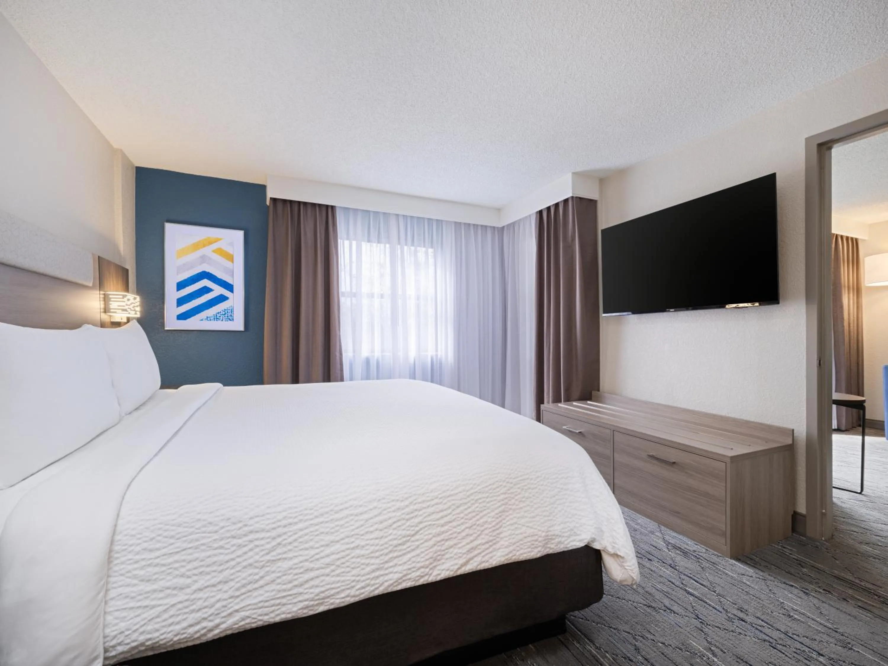 One-Bedroom King Suite in Holiday Inn Express Hotel & Suites Ft. Lauderdale-Plantation by IHG