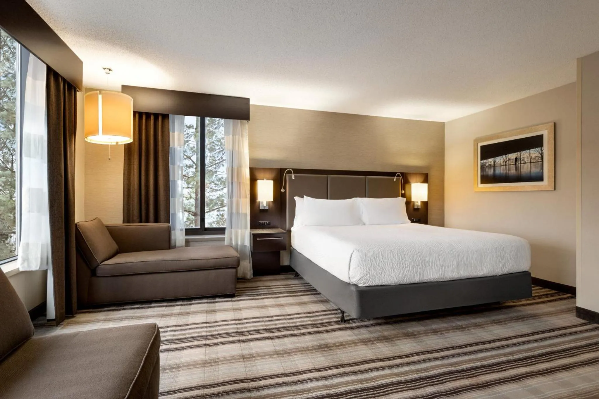 Junior King Suite in Holiday Inn Gaithersburg by IHG