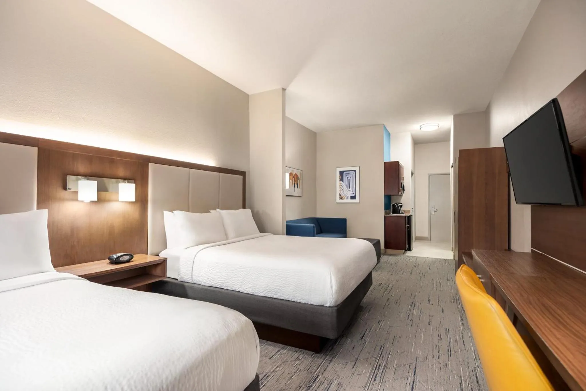 Standard Queen Room with Two Queen Beds in Holiday Inn Express Hotel & Suites McDonough by IHG