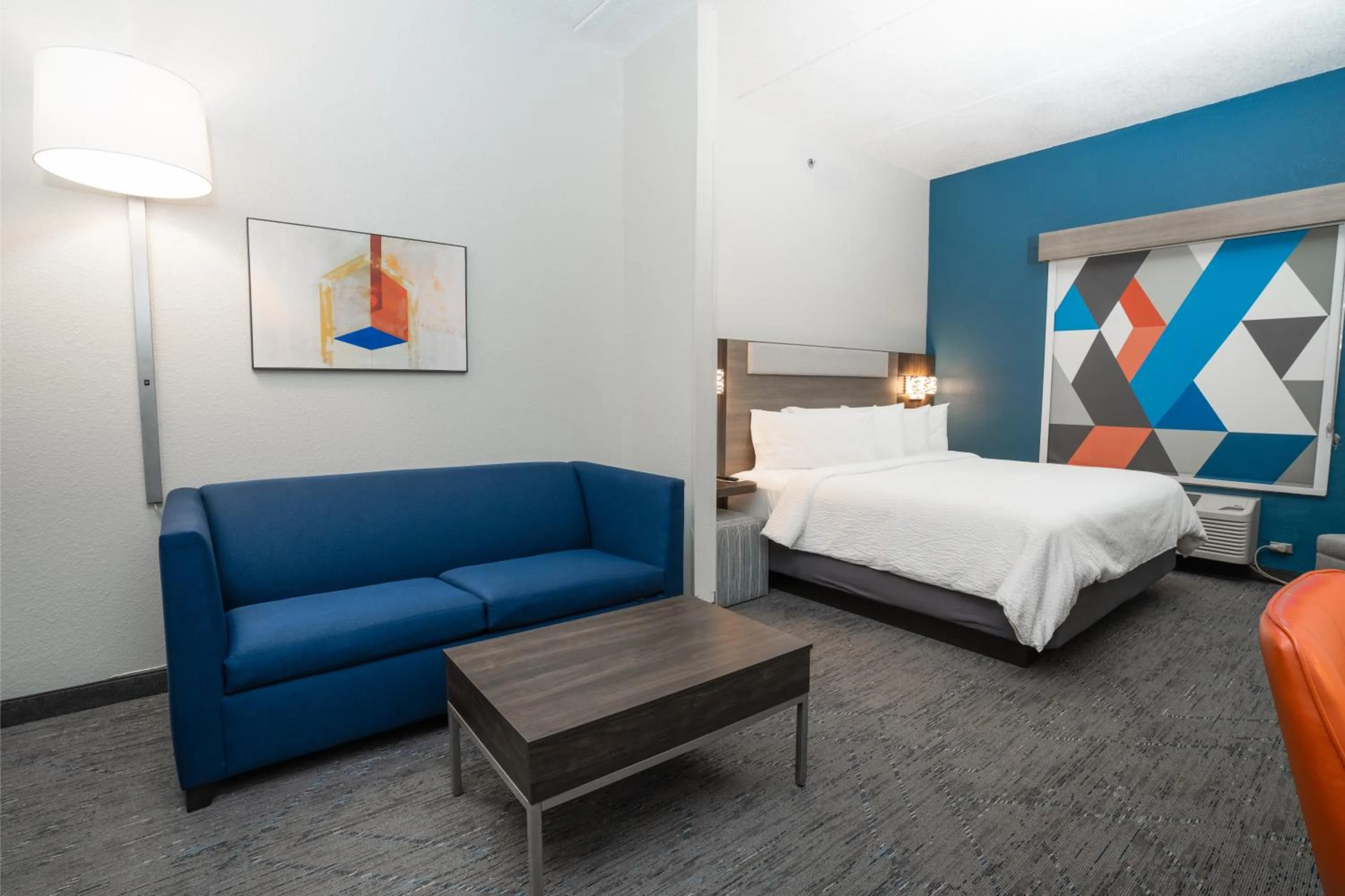 One-Bedroom King Suite in Holiday Inn Express Hotel & Suites Orange City - Deltona by IHG