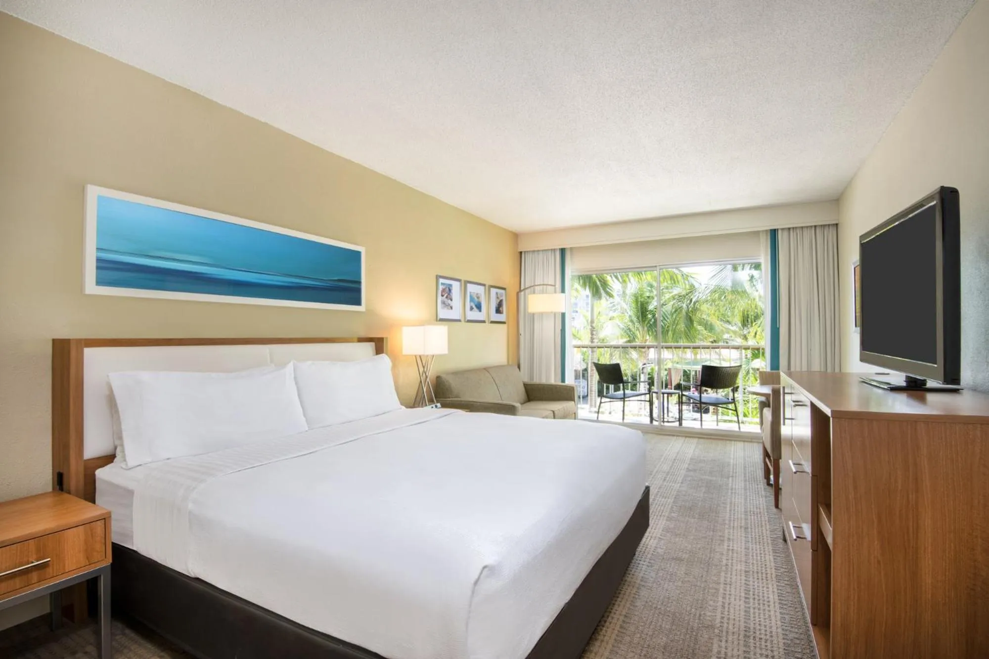 Premium Room in Holiday Inn Resort Aruba - Beach Resort & Casino by IHG