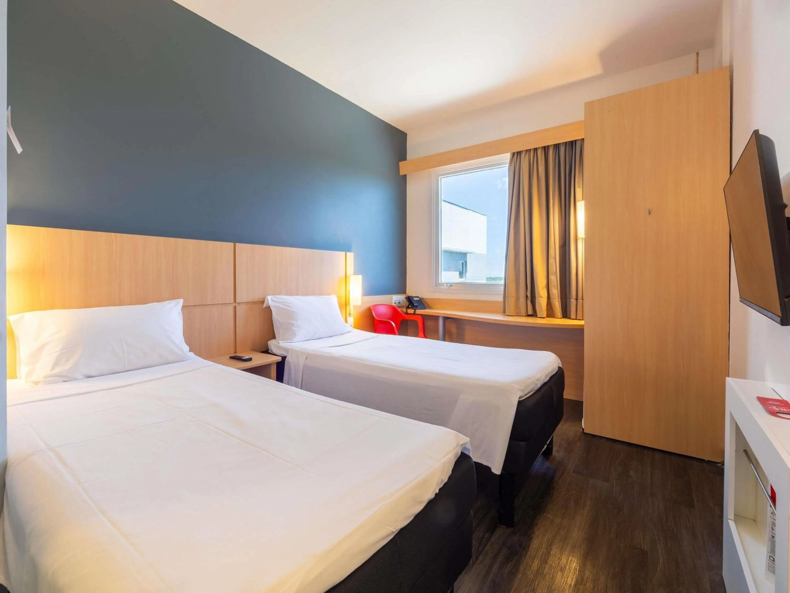 Standard Twin Room in ibis Manaus Aeroporto