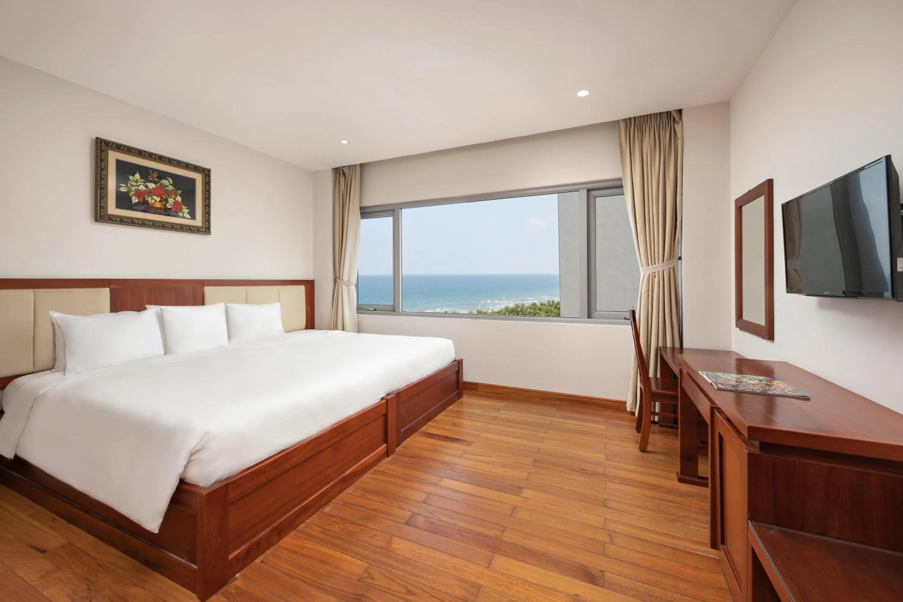 Family Room with Sea View in Sekong Hotel Da Nang