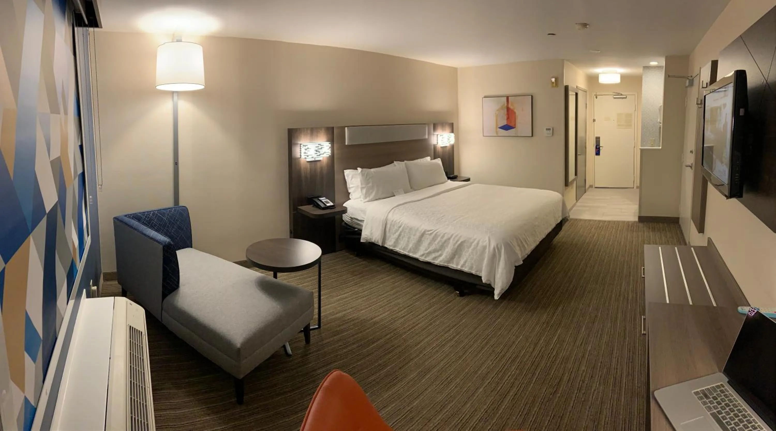 King Room - Mobility Access/Hearing Accessible in Holiday Inn Express Hotel & Suites Hermosa Beach by IHG