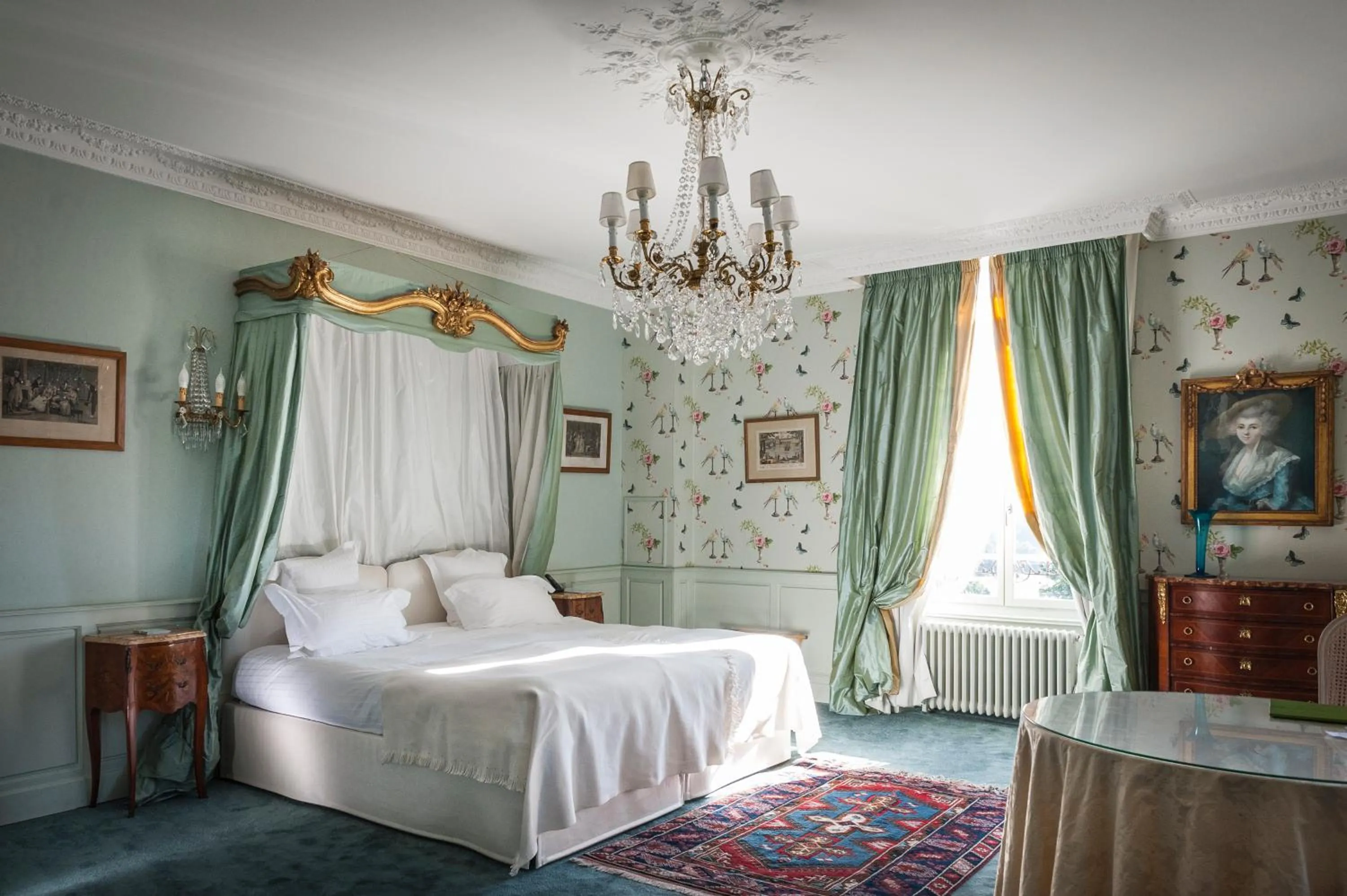 Deluxe Double Room in Château D'Apigné Rennes