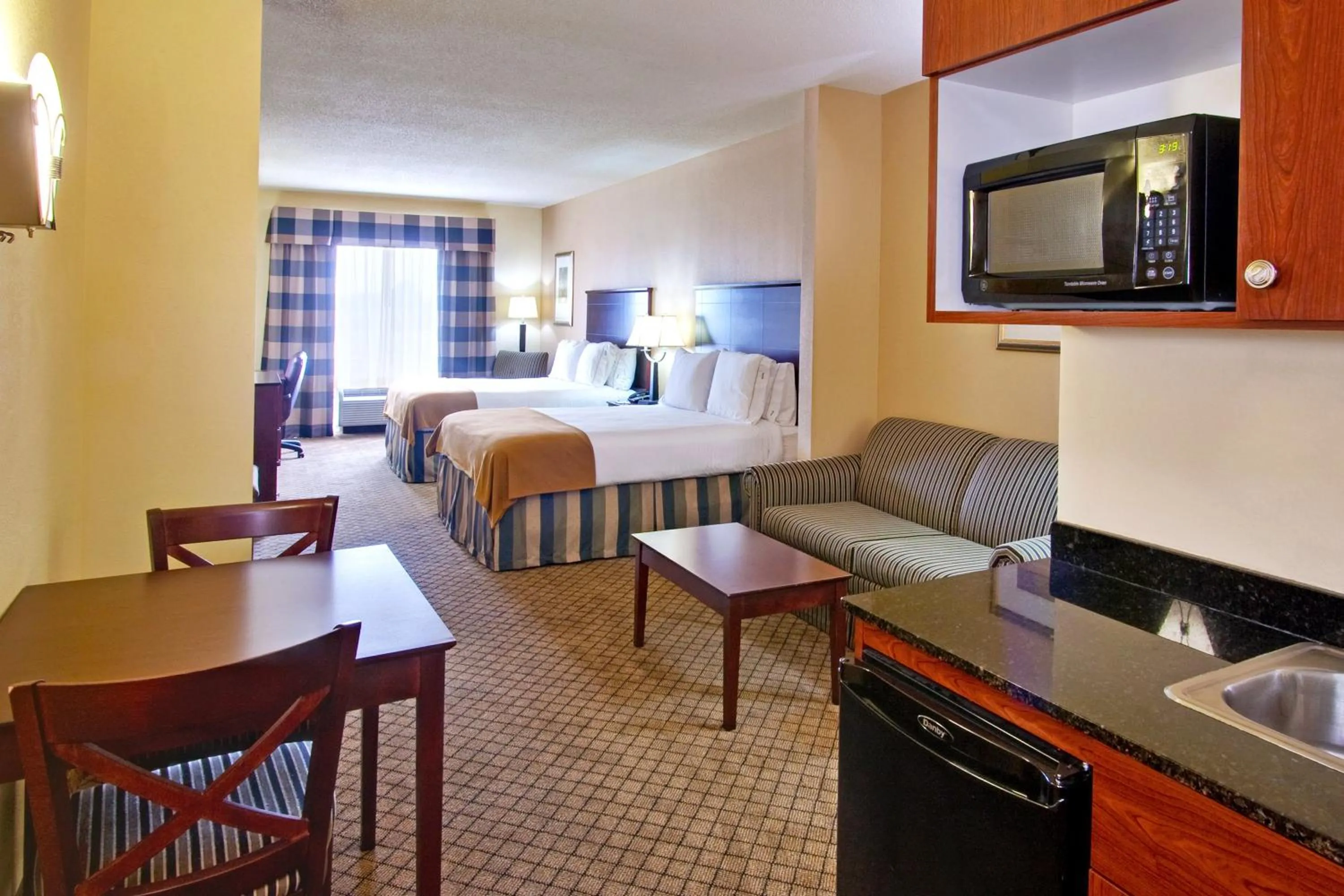 Suite with Two Beds - Non-Smoking in Holiday Inn Express Hotel & Suites Millington-Memphis Area by IHG