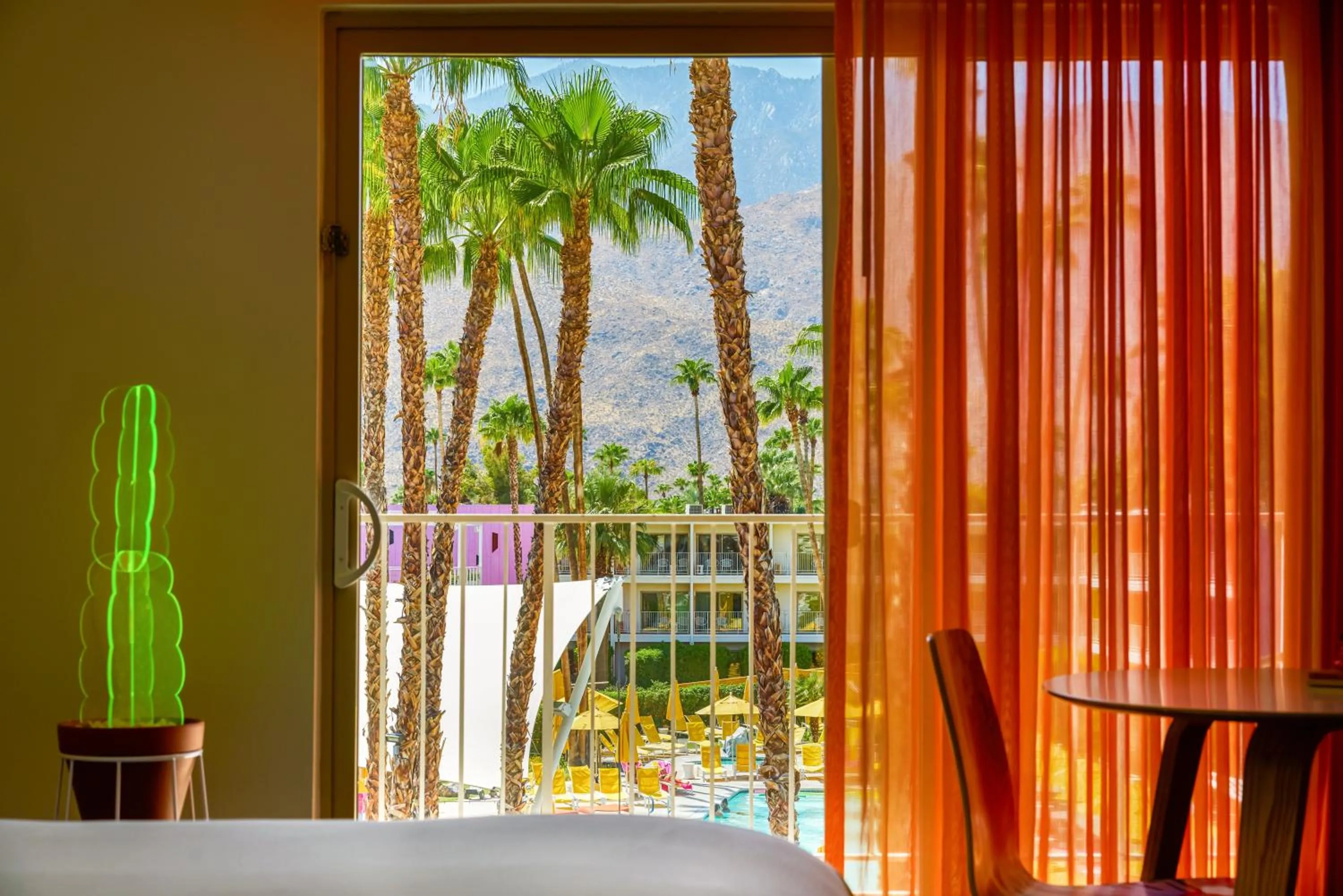 King Room with Pool View in The Saguaro Palm Springs