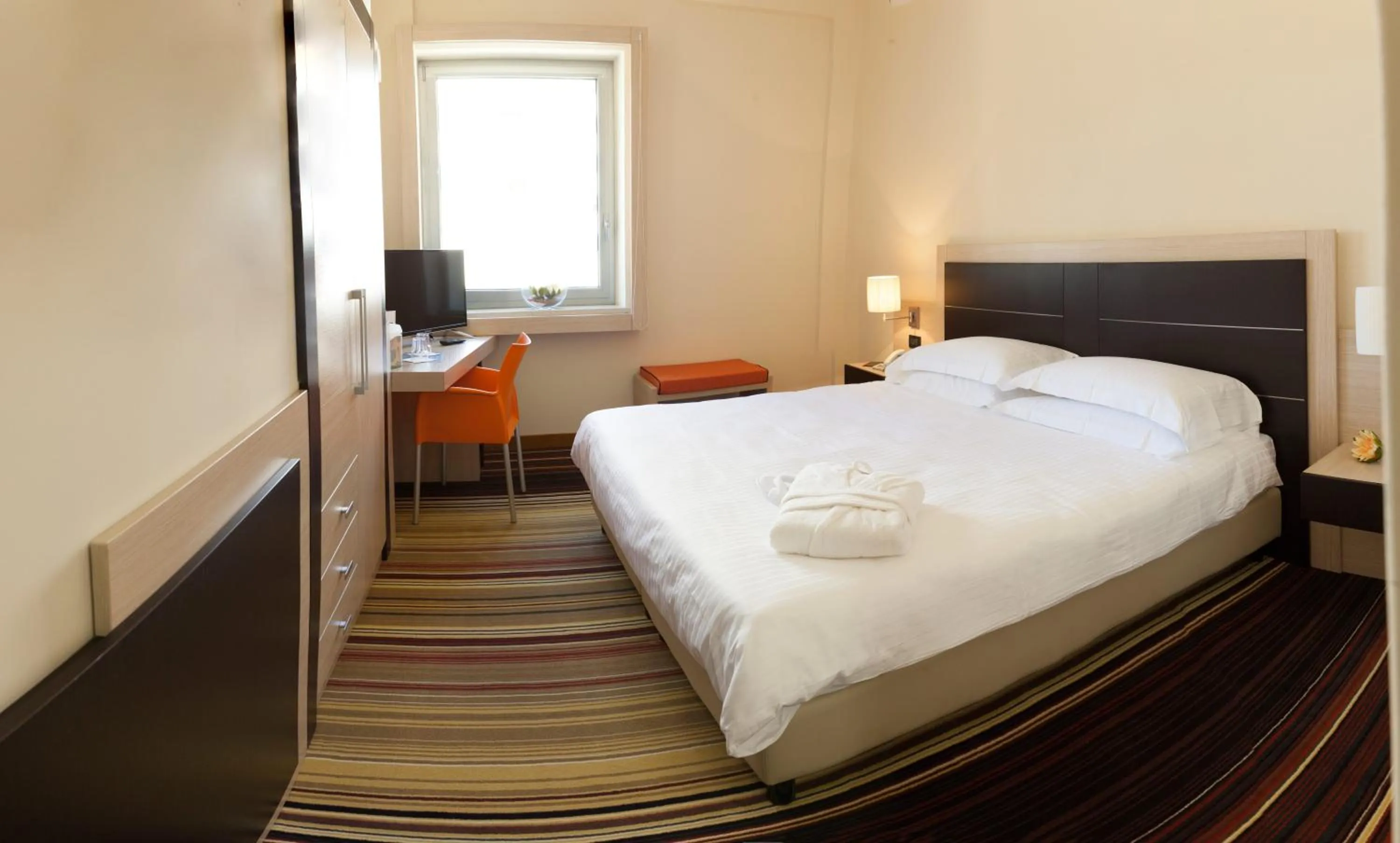 Standard Double Room - single occupancy in BV President Hotel