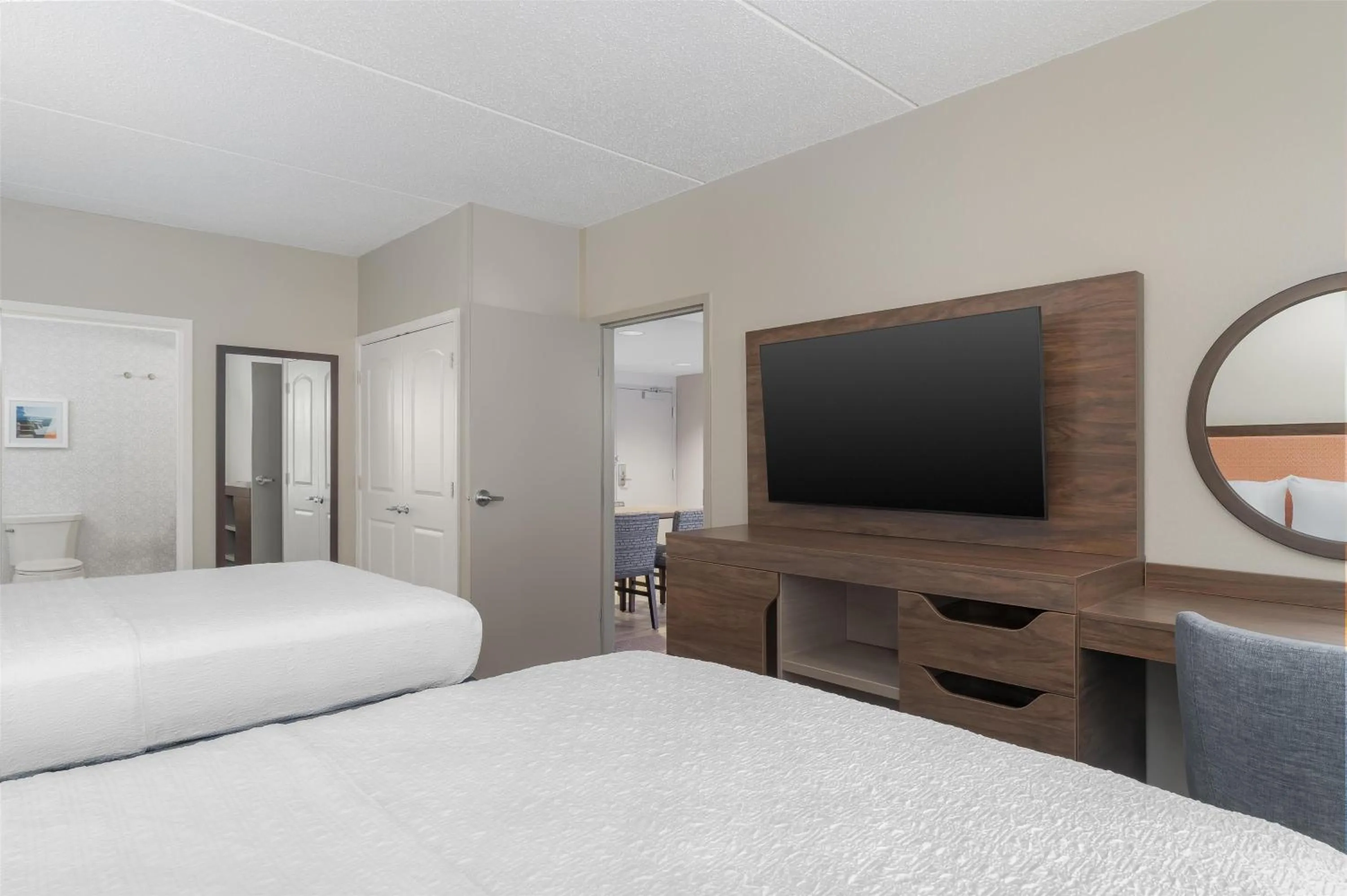 Queen Suite with Two Queen Beds - Non-Smoking in Hampton Inn Altoona