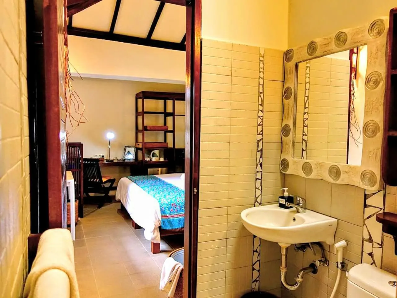 Superior Double or Twin Room in Cocotinos Lembeh a Boutique Dive Lodge