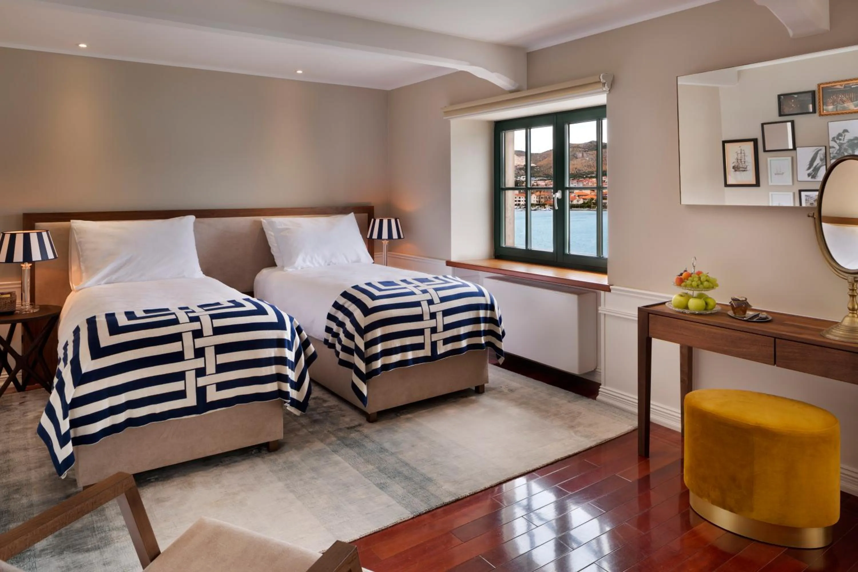 Deluxe Double or Twin Room with Sea View in Hotel Brown Beach House & Spa