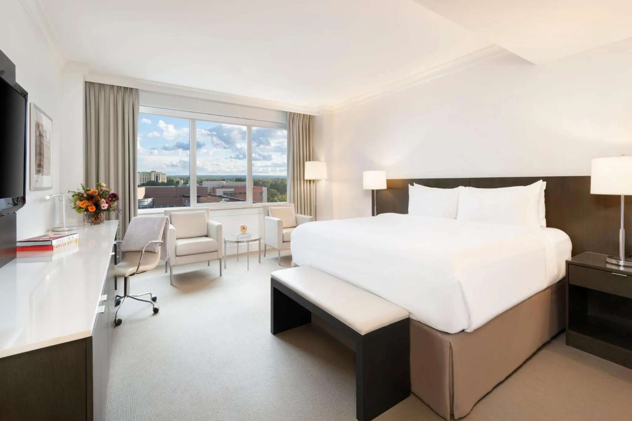 Superior King Room in InterContinental Cleveland by IHG