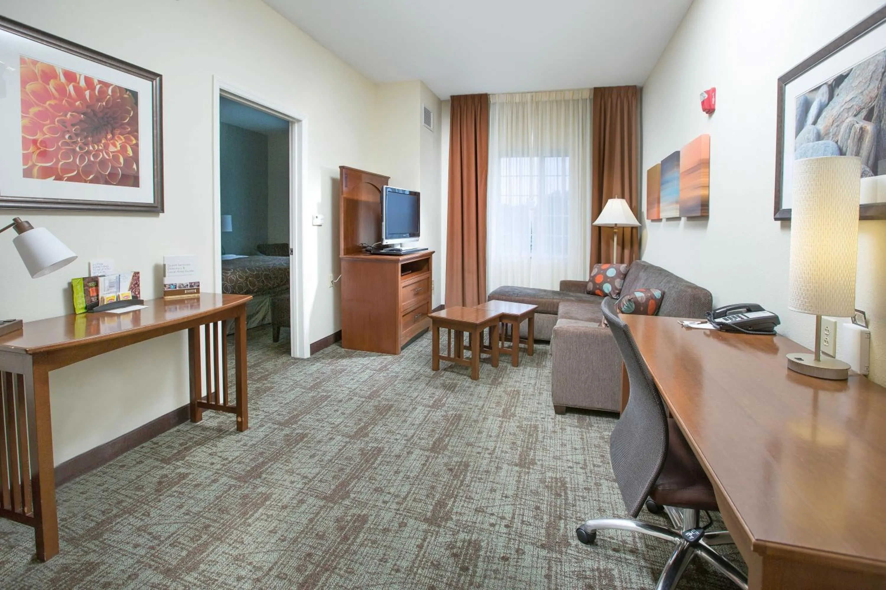 One-Bedroom King Room - Communications and Mobility Accessible in Staybridge Suites Augusta by IHG
