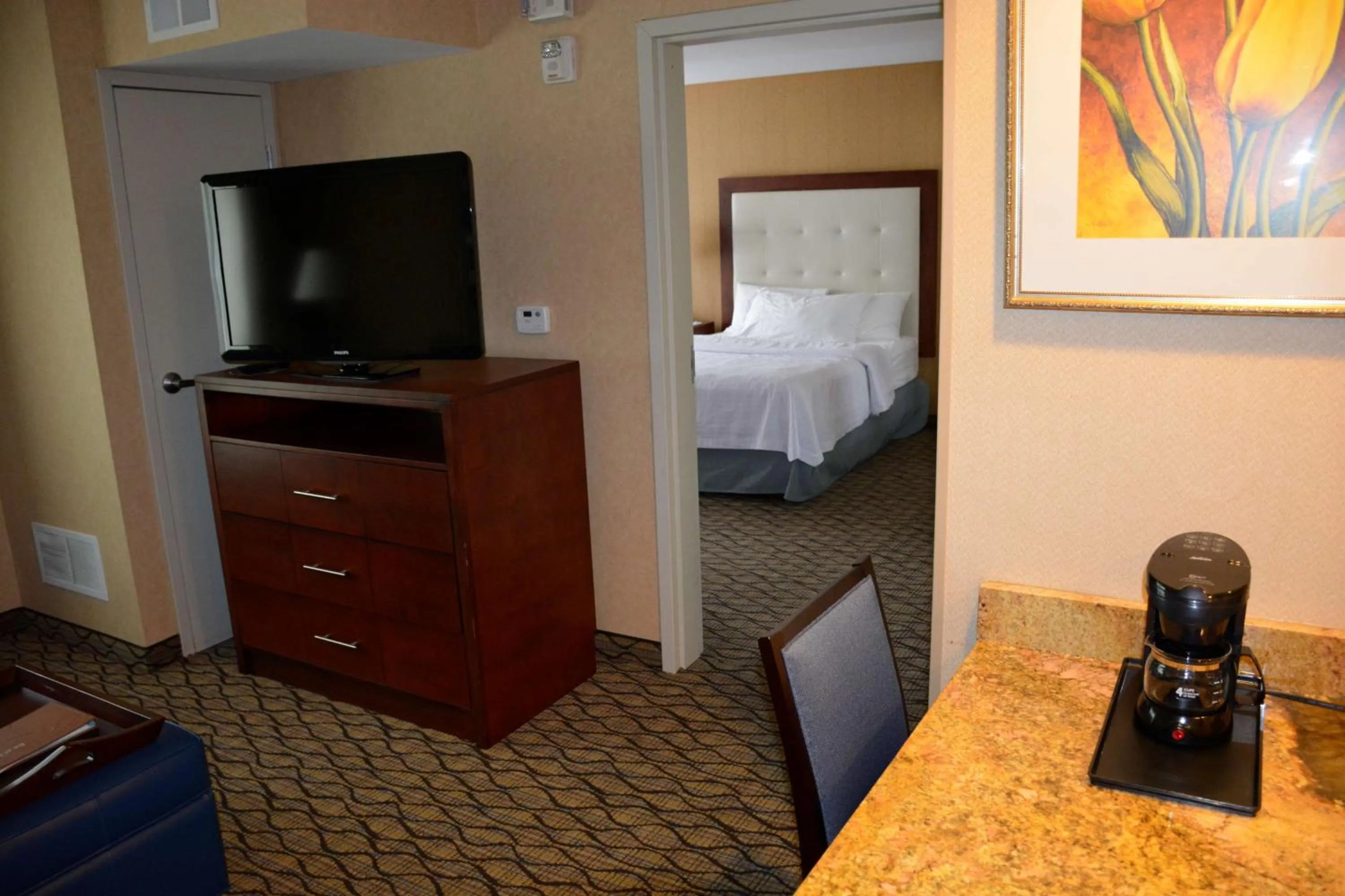 One-Bedroom Queen Suite with Two Queen Beds - Non-Smoking in Homewood Suites by Hilton Brighton