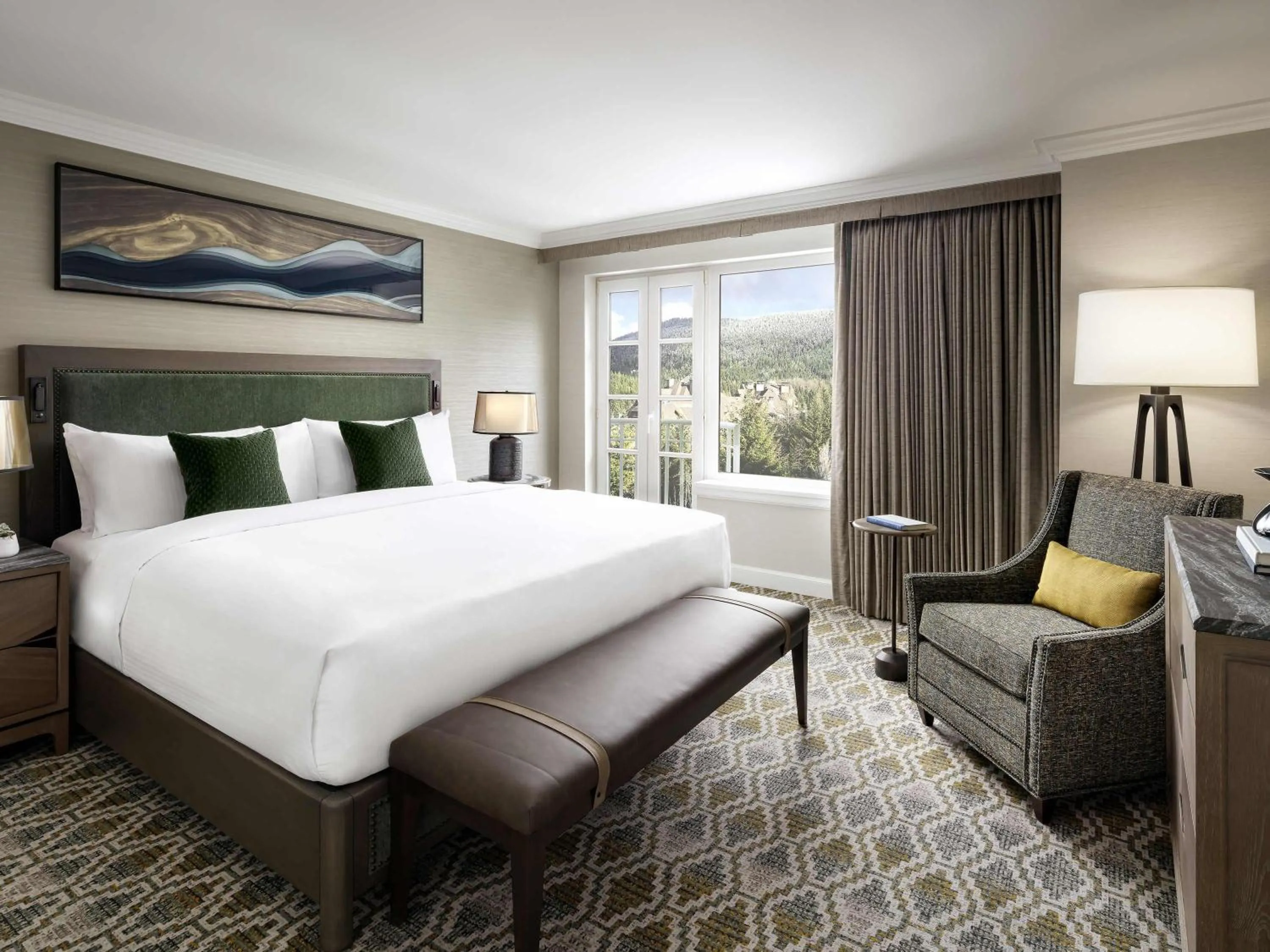 Fairmont Gold King Room - Executive Lounge in Fairmont Chateau Whistler