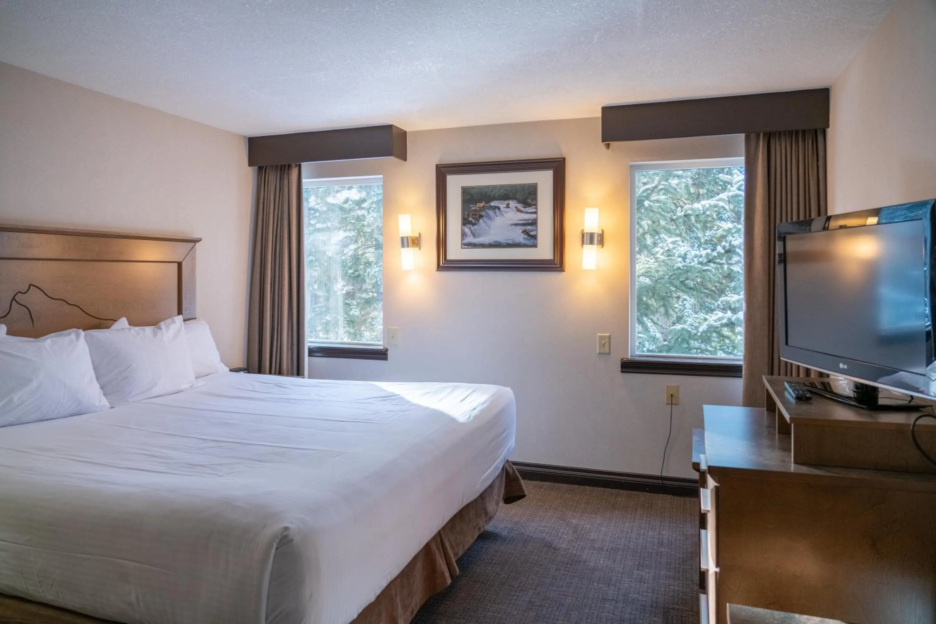 Superior King Room in The Rundlestone Lodge