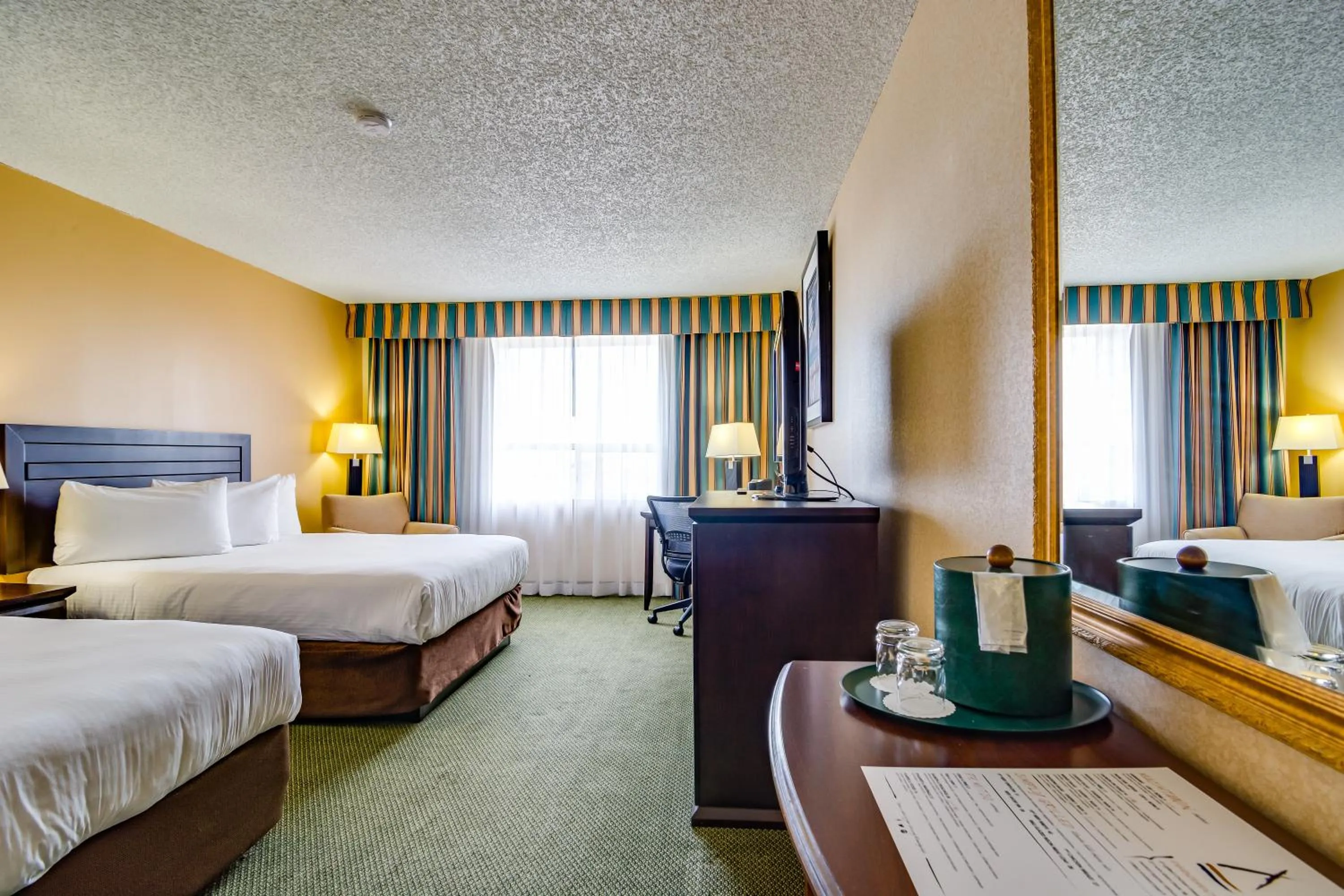 Standard Queen Room with Two Queen Beds in Sawridge Inn and Conference Centre Edmonton South