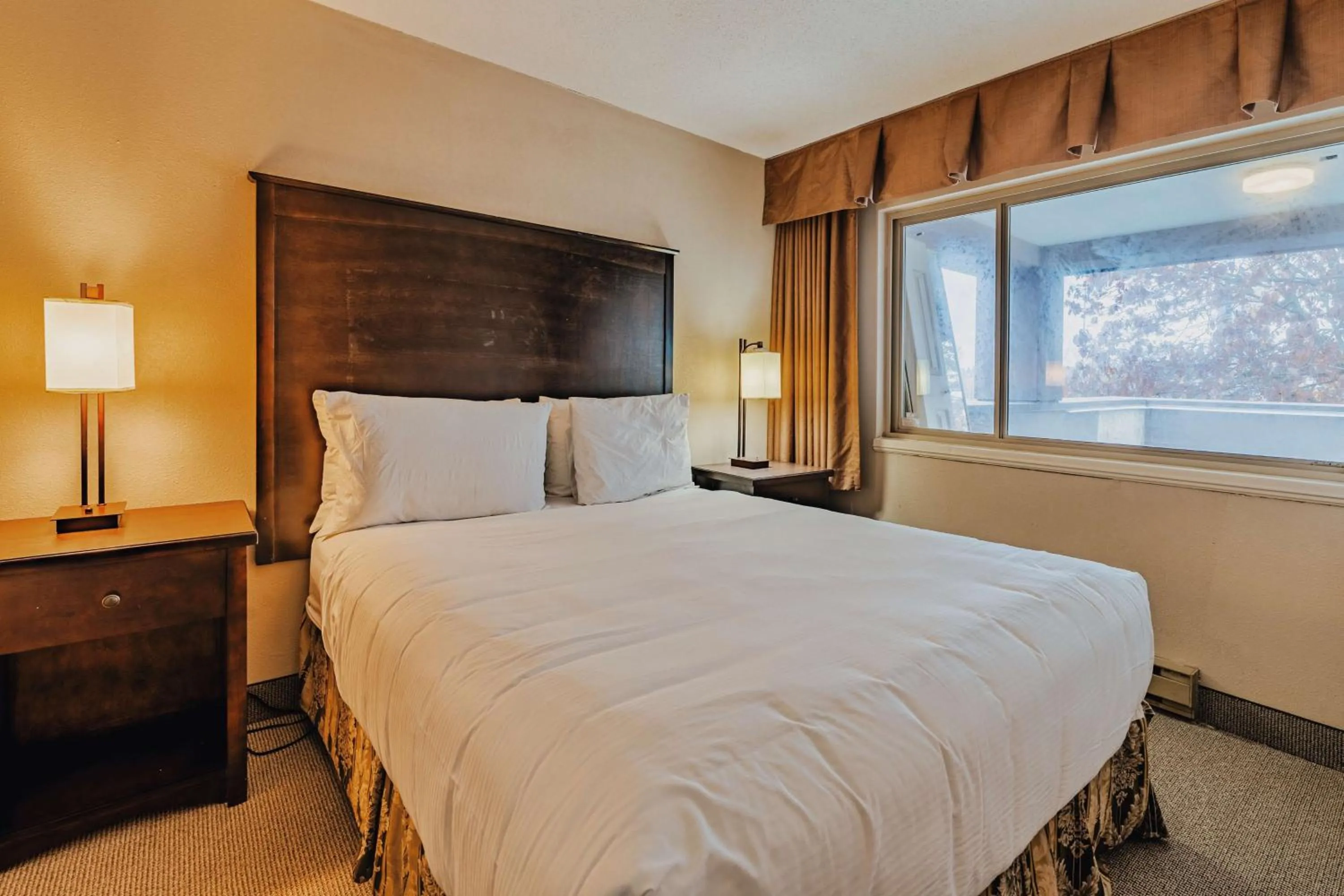 Two-Bedroom Family Suite with Two Queen Beds and Kitchenette - Balcony/Non-Smoking in SureStay Plus by Best Western Coquitlam