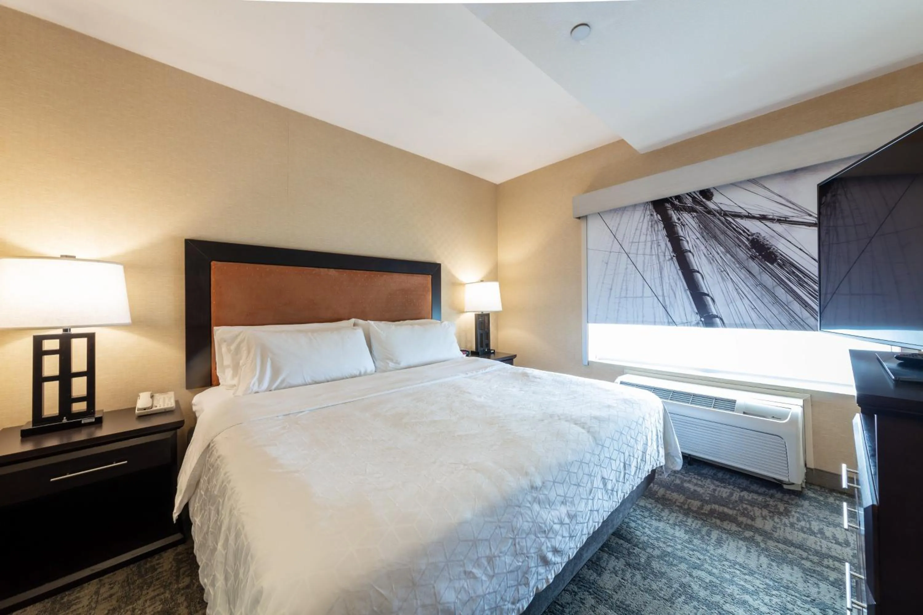 Two-Bedroom Suite in Holiday Inn Express & Suites Riverport Richmond by IHG