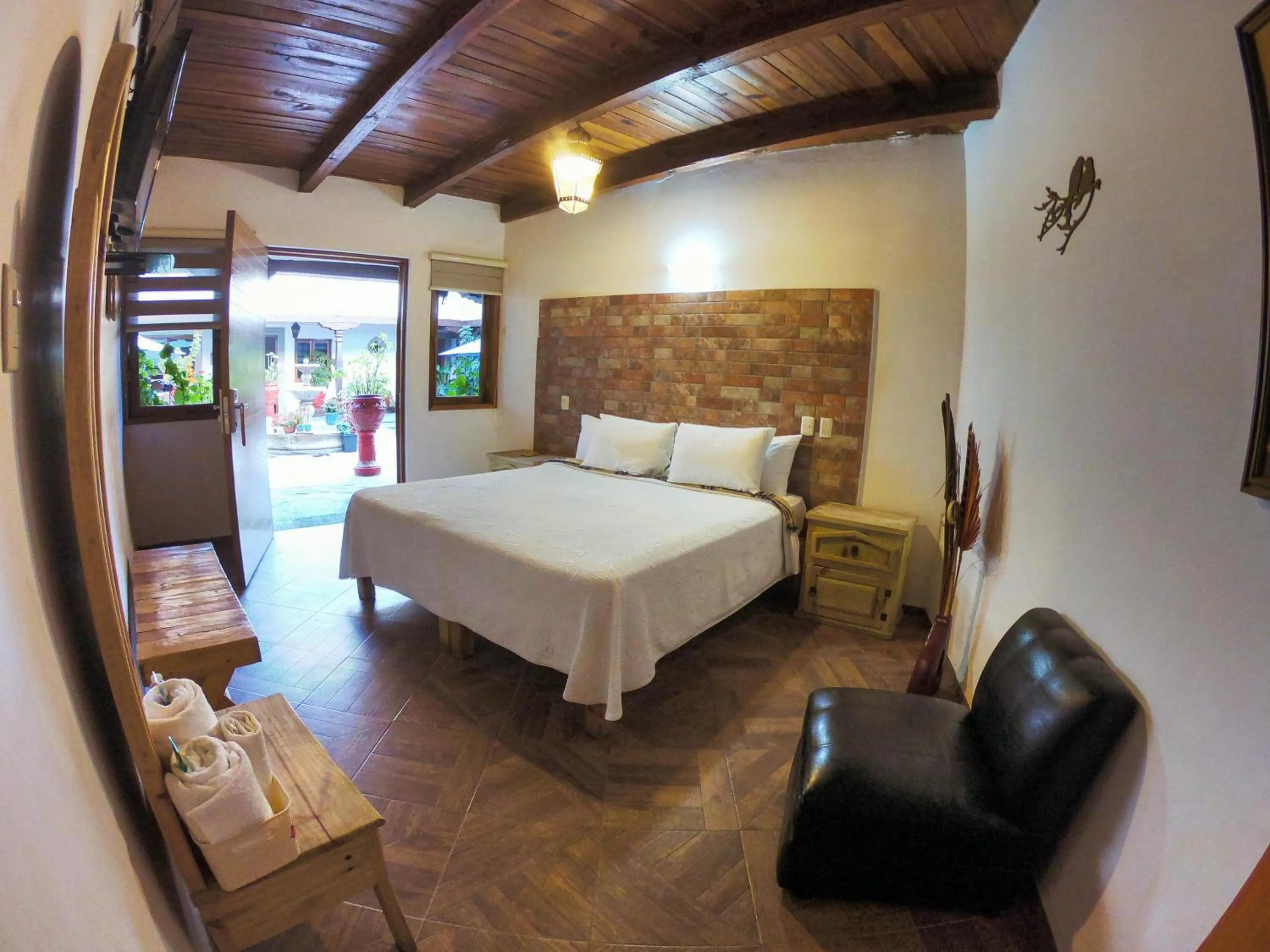 Deluxe Room in Real Carretero