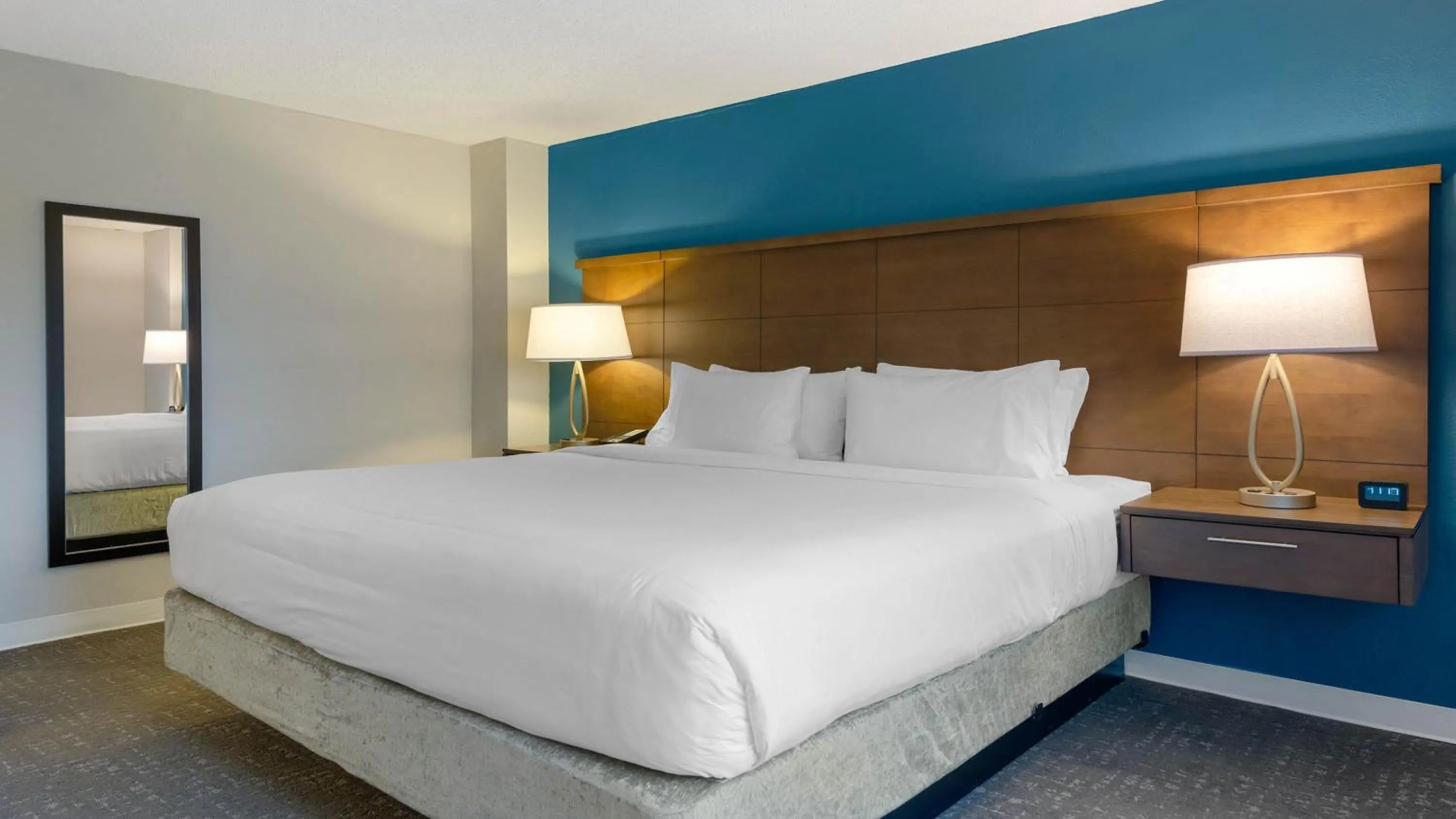 One-Bedroom King Suite in Staybridge Suites - Calgary Airport by IHG