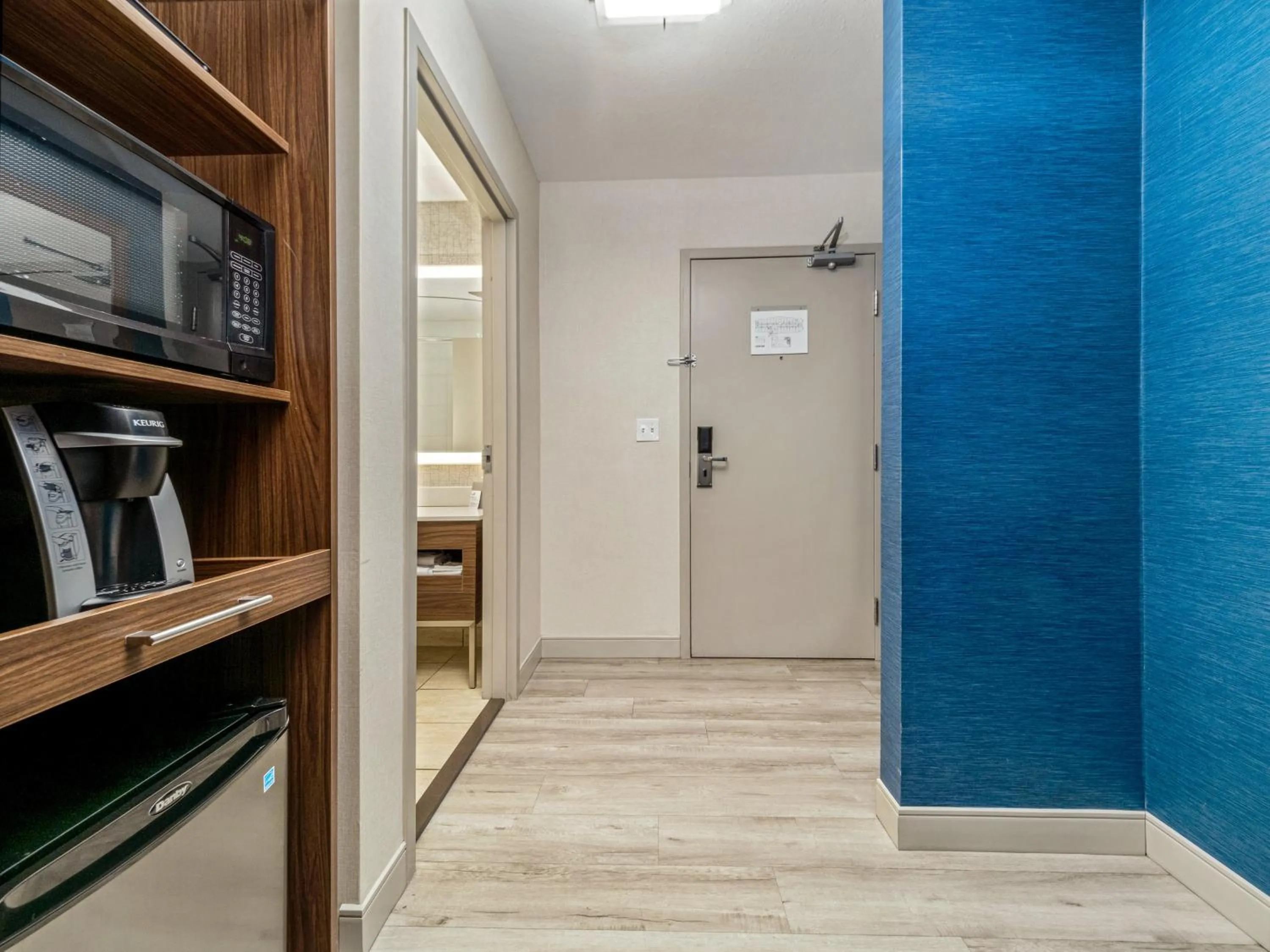 Standard Room with Two Queen Beds in Holiday Inn Express & Suites Medicine Hat by IHG