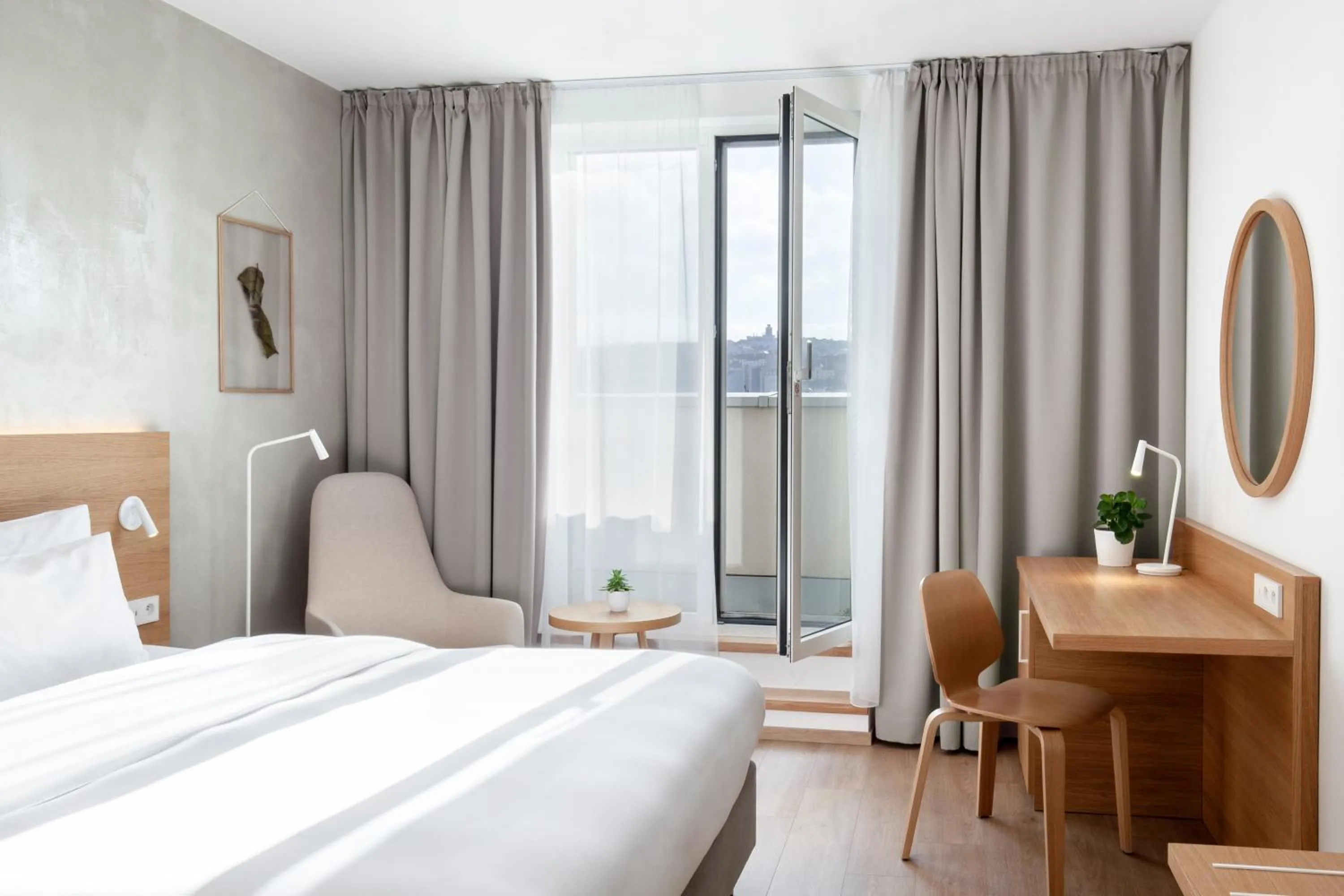 Premium King Room with Balcony in Botanique Hotel Prague