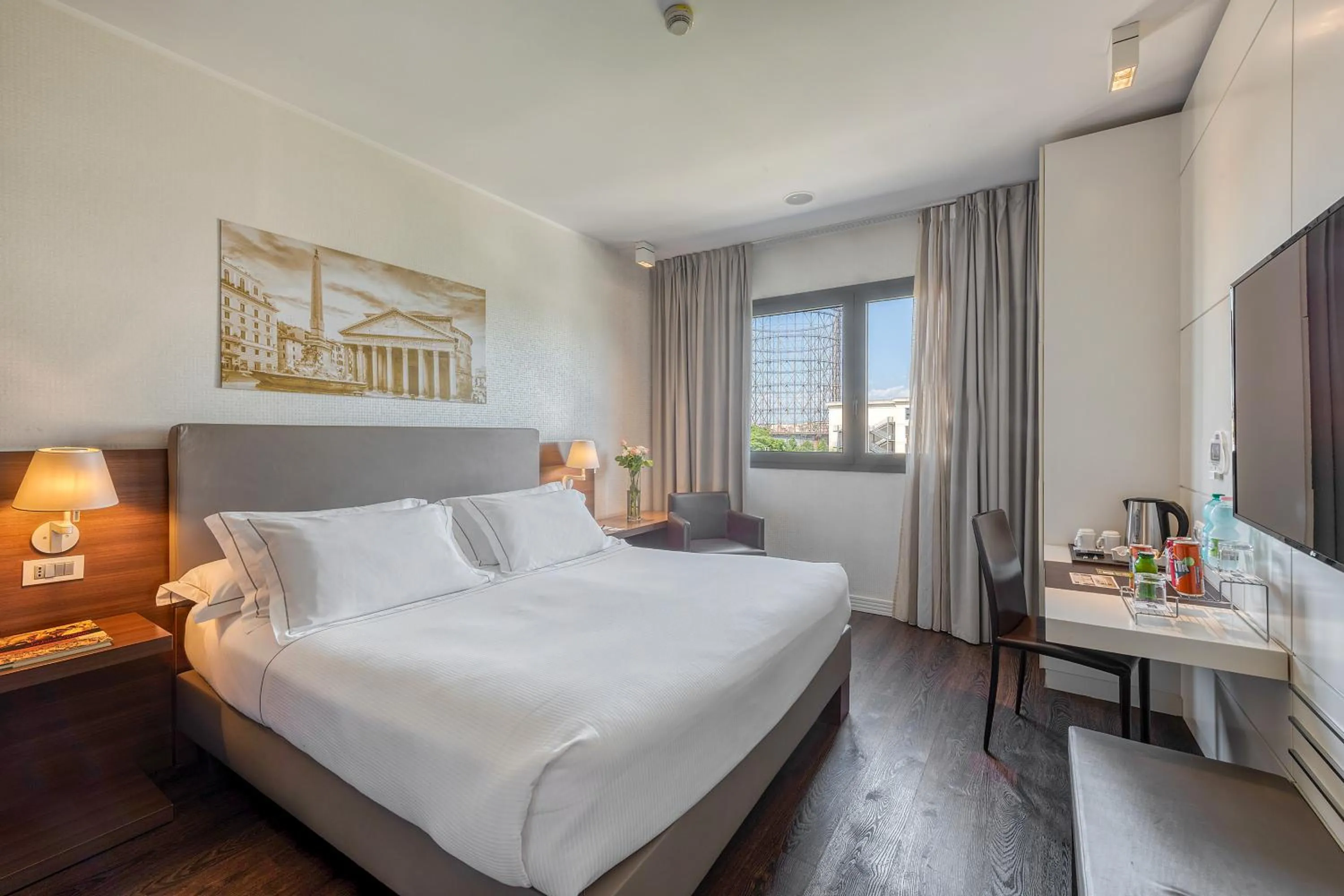 Premium Double or Twin Room with City View in H10 Roma Città