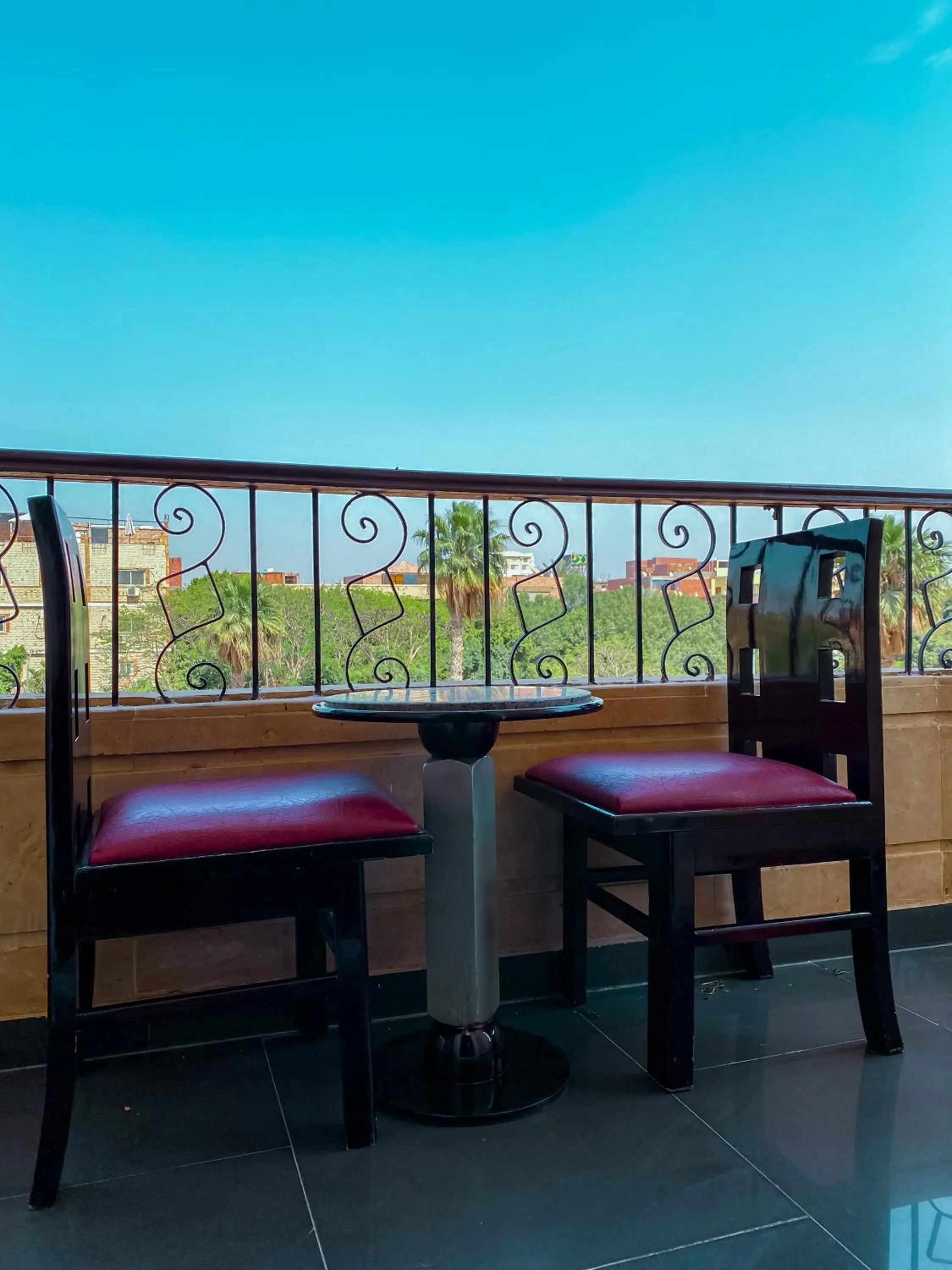 Junior Suite with Balcony and Jacuzzi in Best View Pyramids Hotel